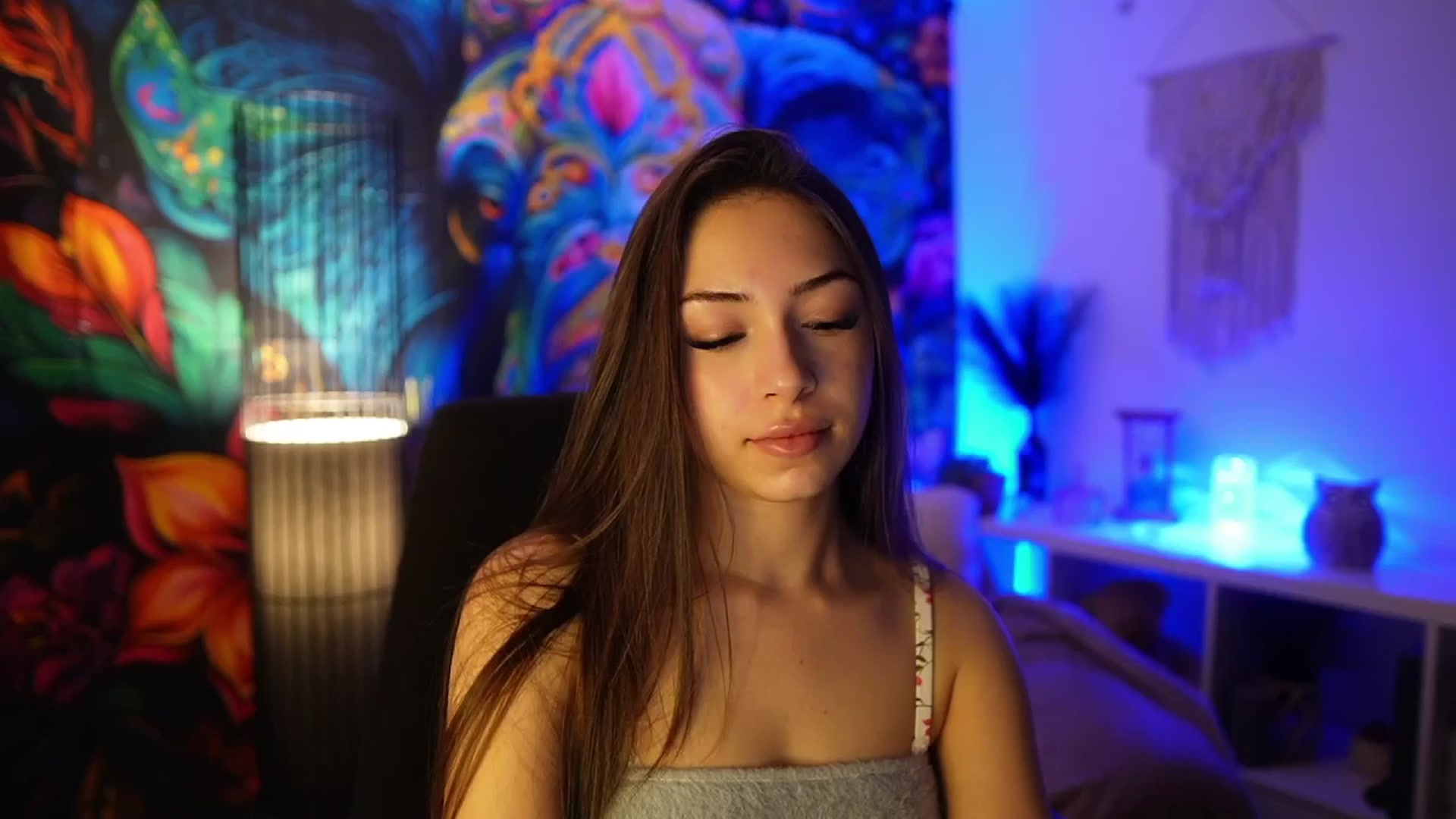 Gallery image thumbnail from Briar__Rose's myfreecams stream on, 03/15/2025, 18:50 image 7 of 20