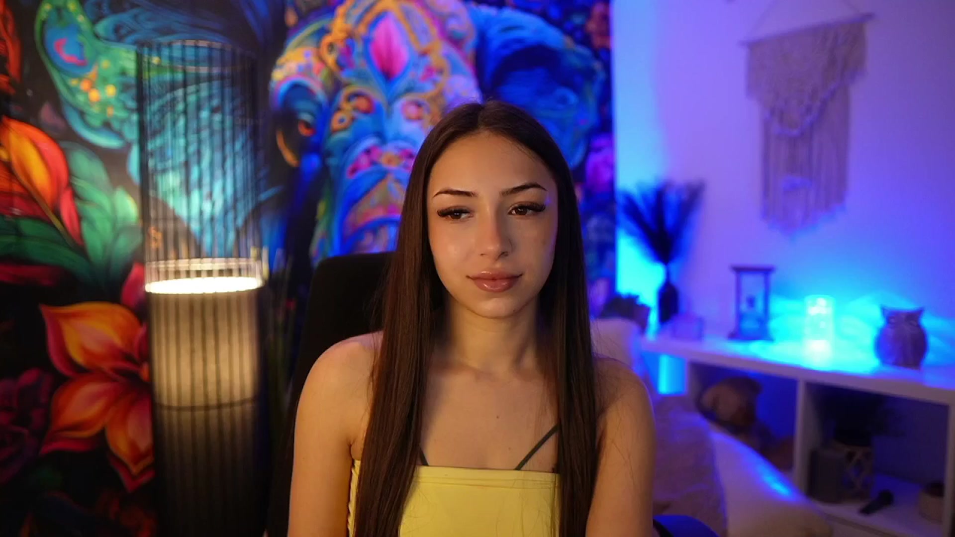 Gallery image thumbnail from Briar__Rose's myfreecams stream on, 03/20/2025, 17:09 image 8 of 20