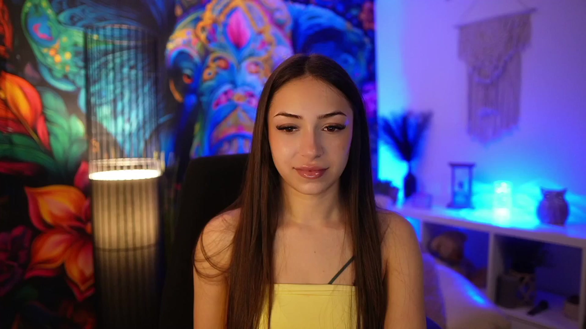 Gallery image thumbnail from Briar__Rose's myfreecams stream on, 03/20/2025, 17:09 image 7 of 20