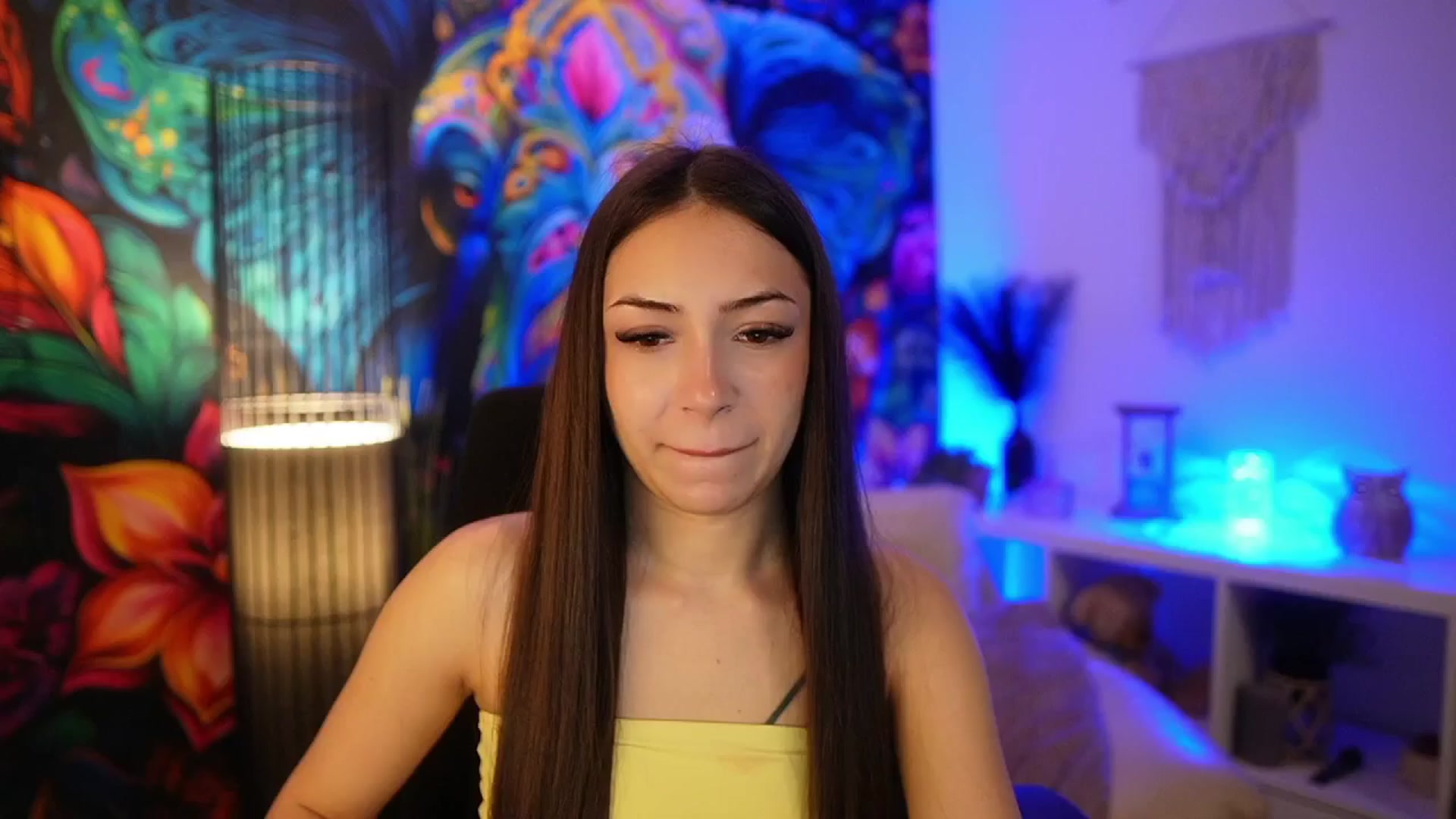 Gallery image thumbnail from Briar__Rose's myfreecams stream on, 03/20/2025, 17:09 image 2 of 20