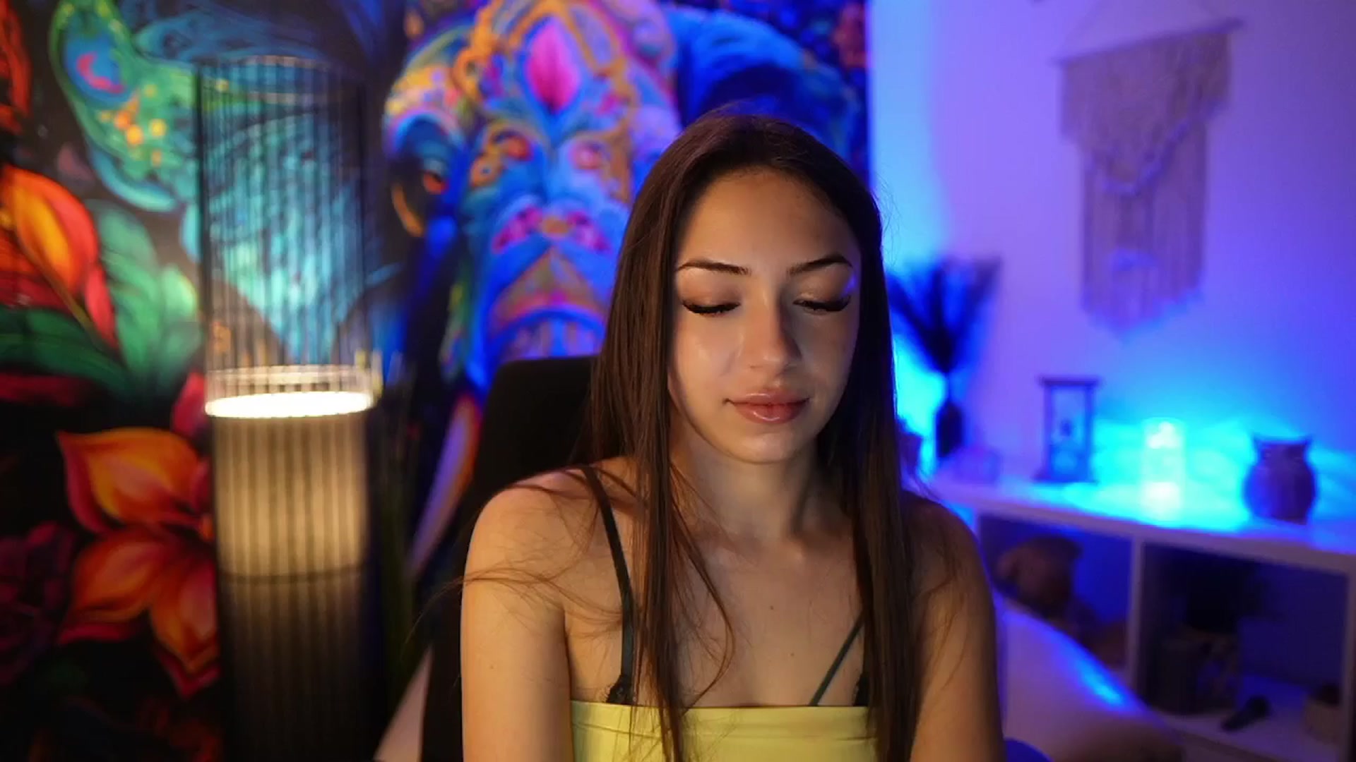 Gallery image thumbnail from Briar__Rose's myfreecams stream on, 03/20/2025, 19:00 image 20 of 20