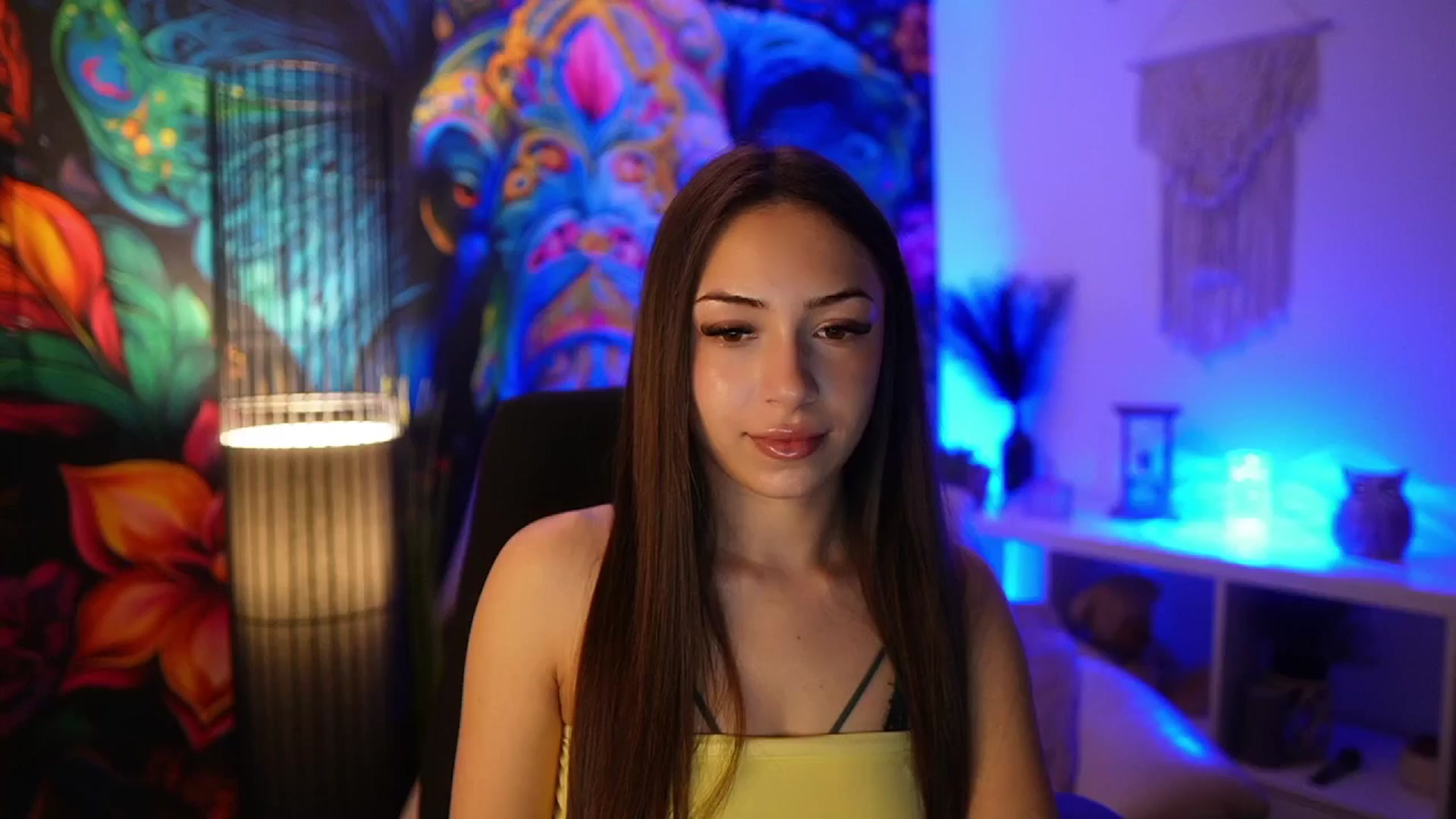 Gallery image thumbnail from Briar__Rose's myfreecams stream on, 03/20/2025, 19:00 image 5 of 20
