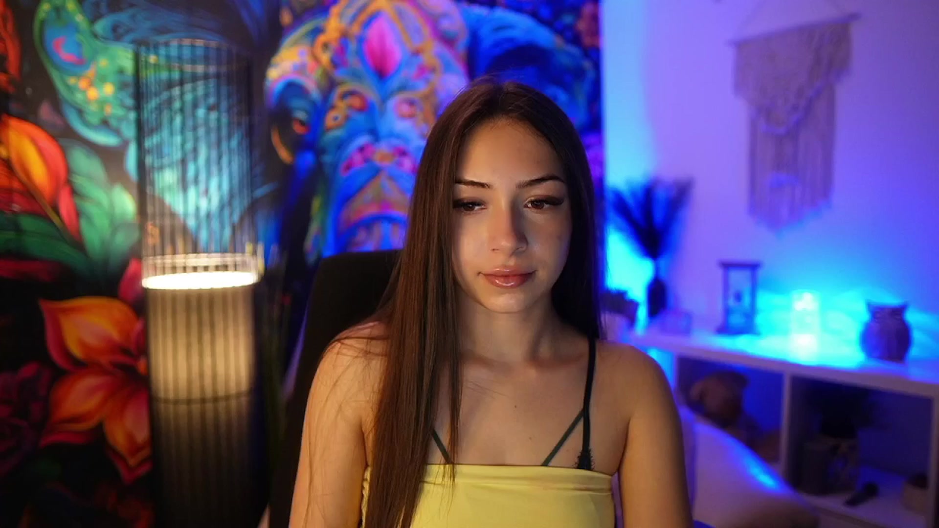 Gallery image thumbnail from Briar__Rose's myfreecams stream on, 03/20/2025, 19:00 image 15 of 20