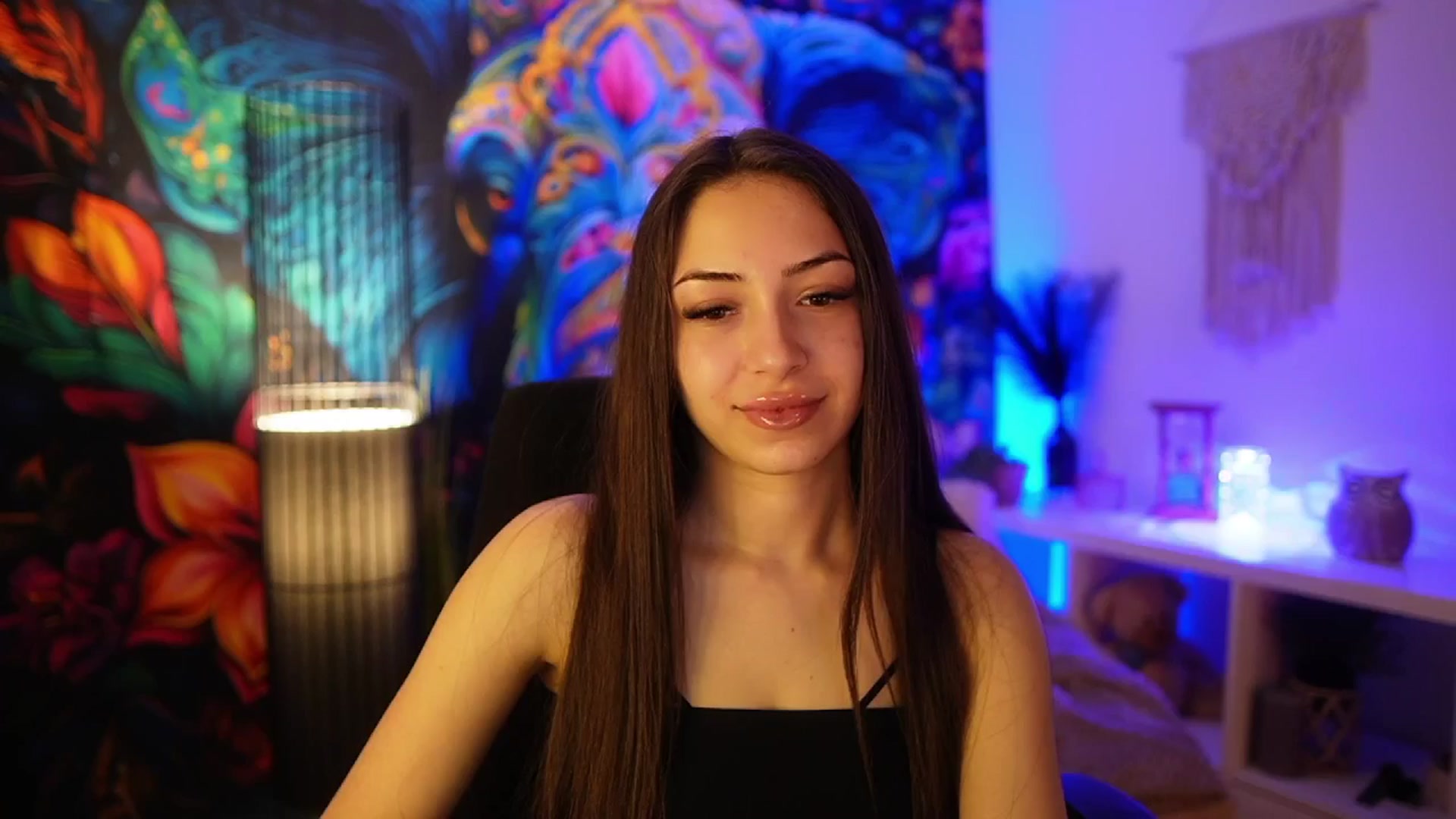 Gallery image thumbnail from Briar__Rose's myfreecams stream on, 03/22/2025, 15:14 image 18 of 20