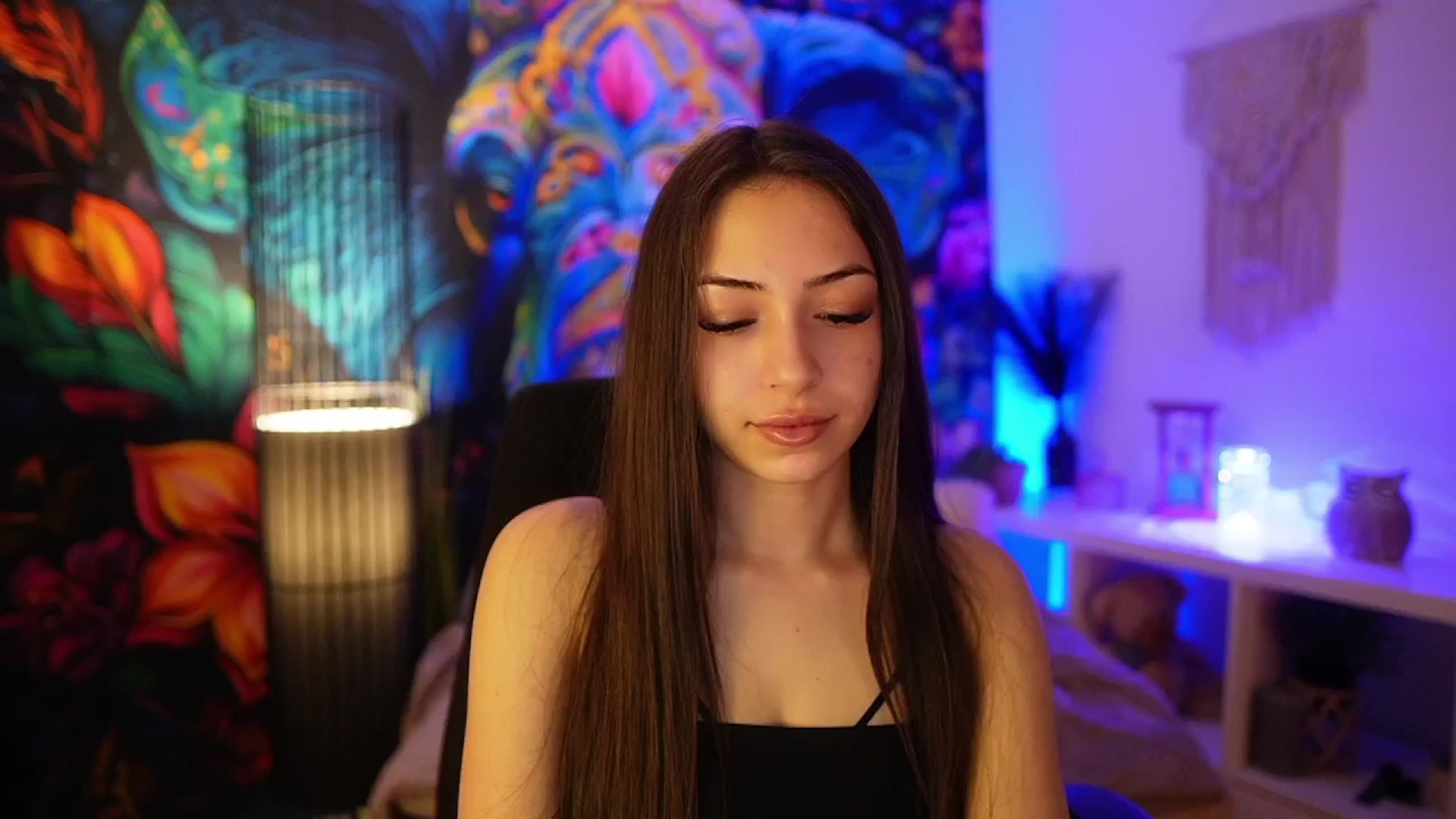 Gallery image thumbnail from Briar__Rose's myfreecams stream on, 03/22/2025, 15:14 image 7 of 20