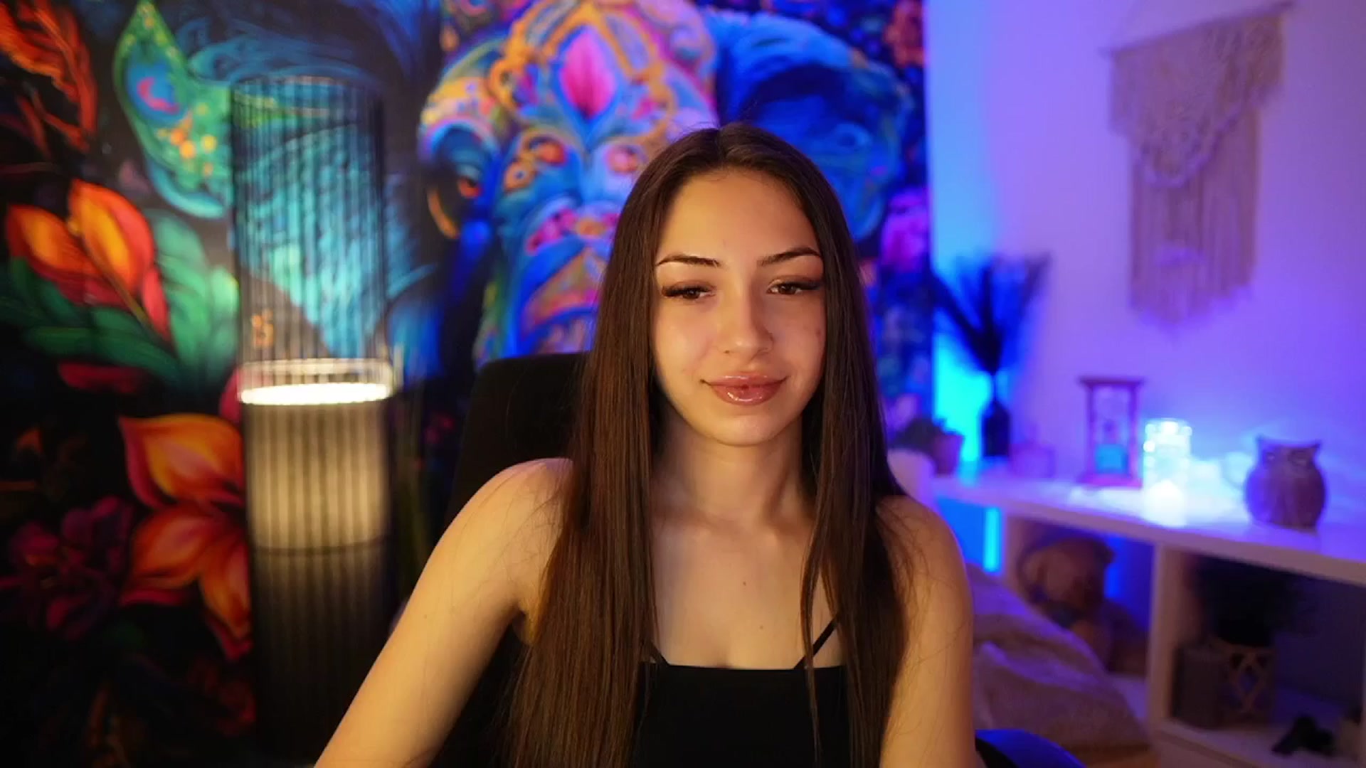 Gallery image thumbnail from Briar__Rose's myfreecams stream on, 03/22/2025, 15:14 image 15 of 20