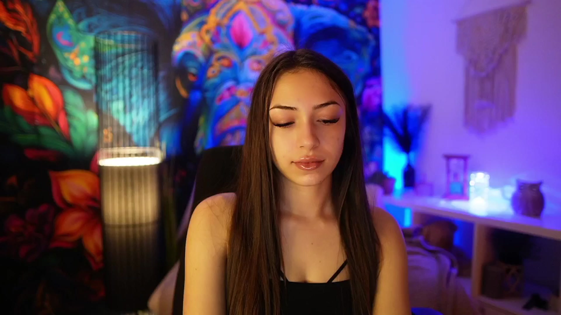 Gallery image thumbnail from Briar__Rose's myfreecams stream on, 03/22/2025, 18:55 image 3 of 20