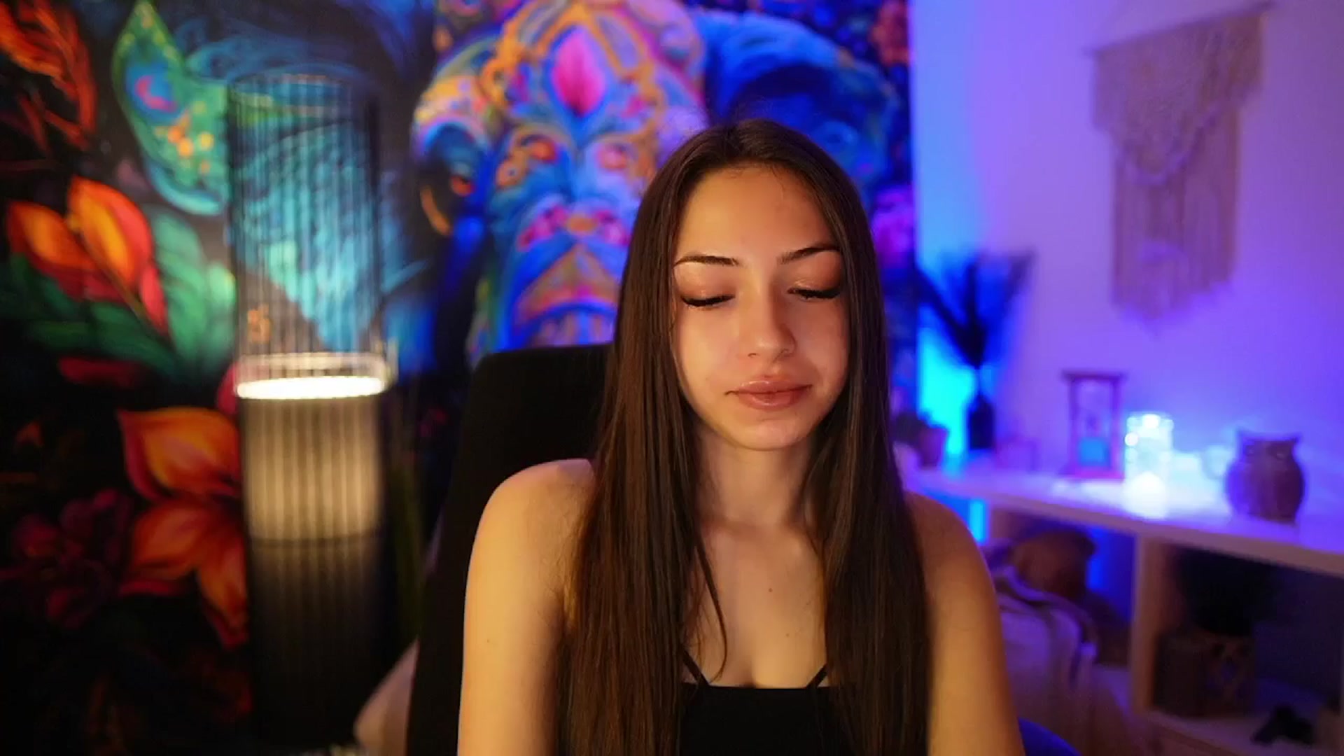 Gallery image thumbnail from Briar__Rose's myfreecams stream on, 03/22/2025, 18:55 image 12 of 20