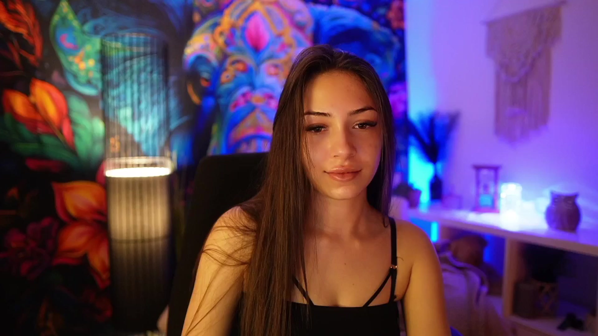 Gallery image thumbnail from Briar__Rose's myfreecams stream on, 03/22/2025, 18:55 image 17 of 20