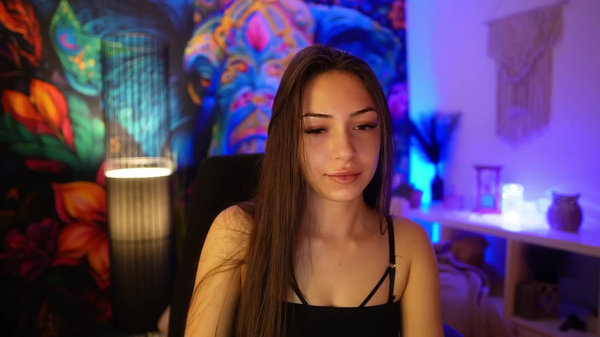 Gallery image thumbnail from Briar__Rose's myfreecams stream on, 03/22/2025, 18:55 image 19 of 20
