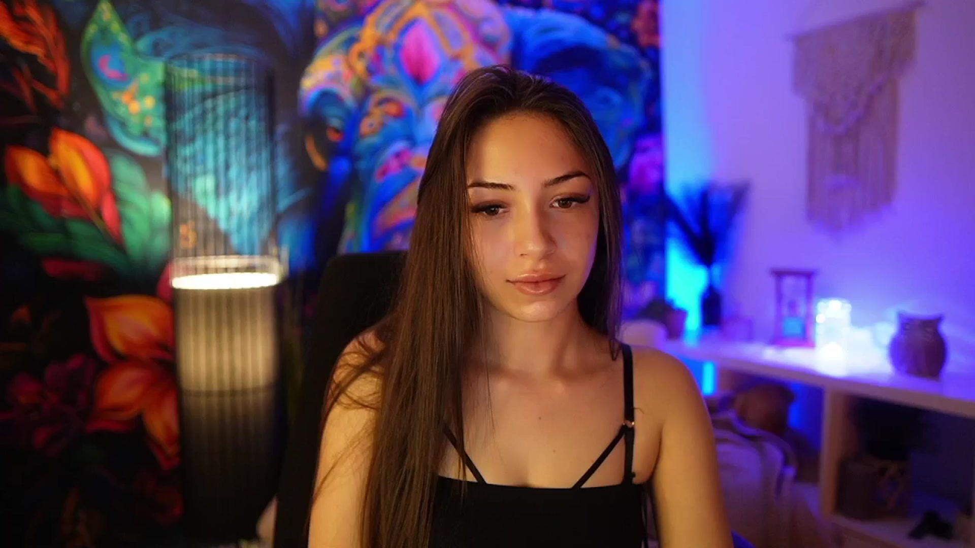 Gallery image thumbnail from Briar__Rose's myfreecams stream on, 03/22/2025, 18:55 image 15 of 20