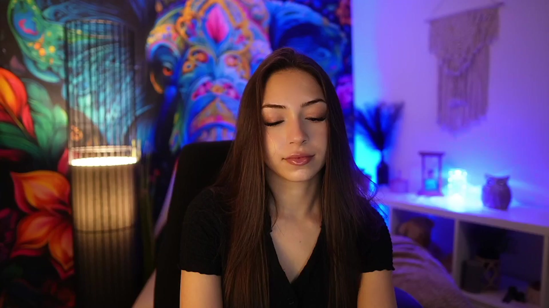 Gallery image thumbnail from Briar__Rose's myfreecams stream on, 03/23/2025, 17:17 image 6 of 20