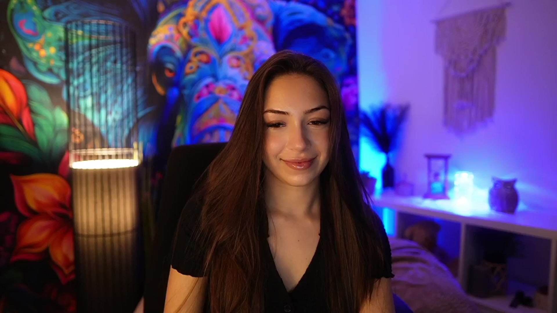 Gallery image thumbnail from Briar__Rose's myfreecams stream on, 03/23/2025, 17:17 image 11 of 20