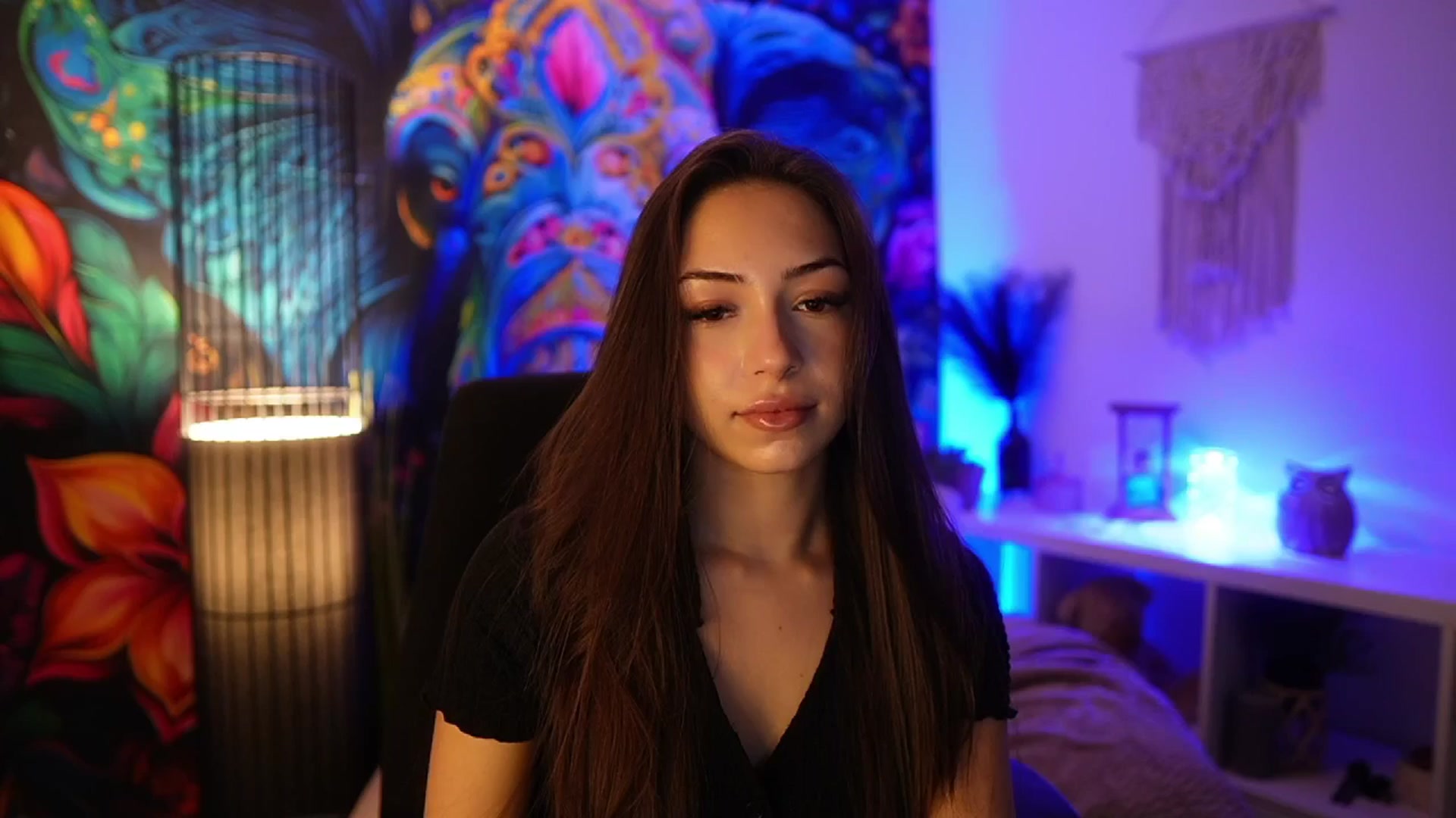 Gallery image thumbnail from Briar__Rose's myfreecams stream on, 03/23/2025, 17:17 image 13 of 20