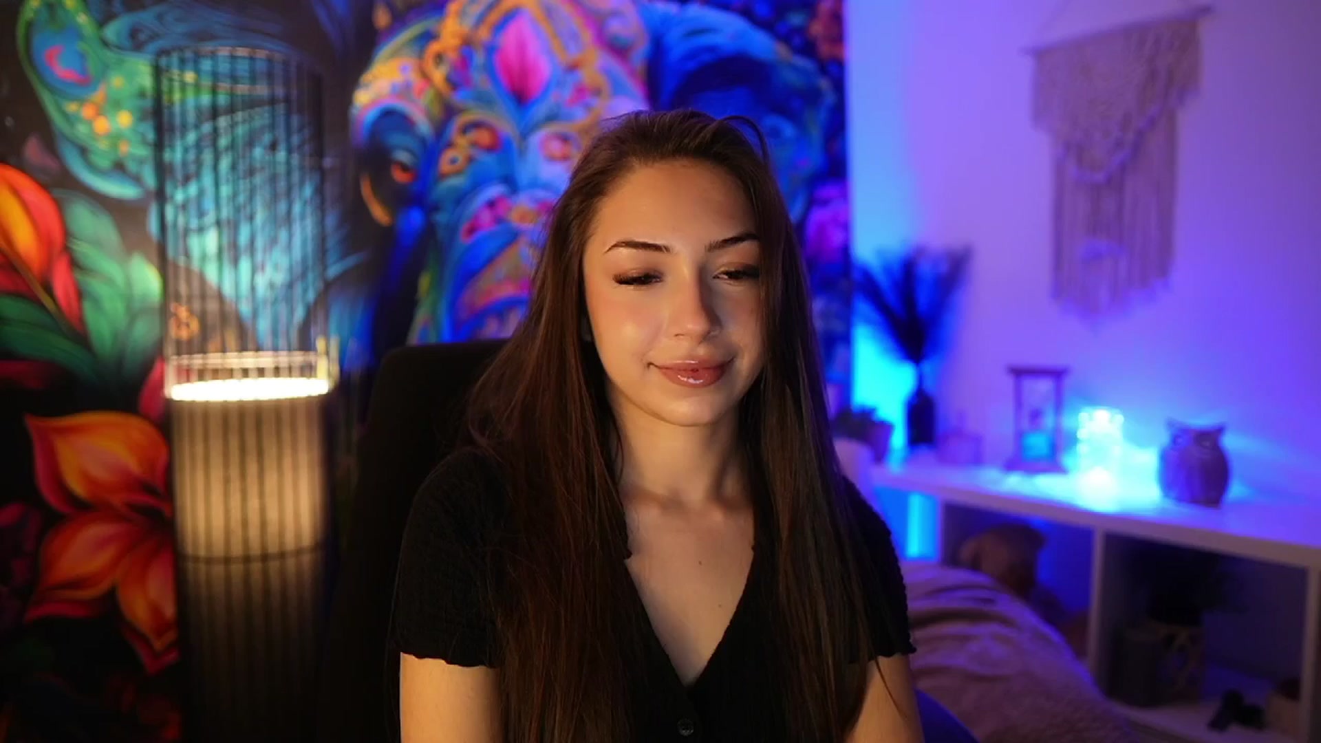 Gallery image thumbnail from Briar__Rose's myfreecams stream on, 03/23/2025, 17:17 image 15 of 20