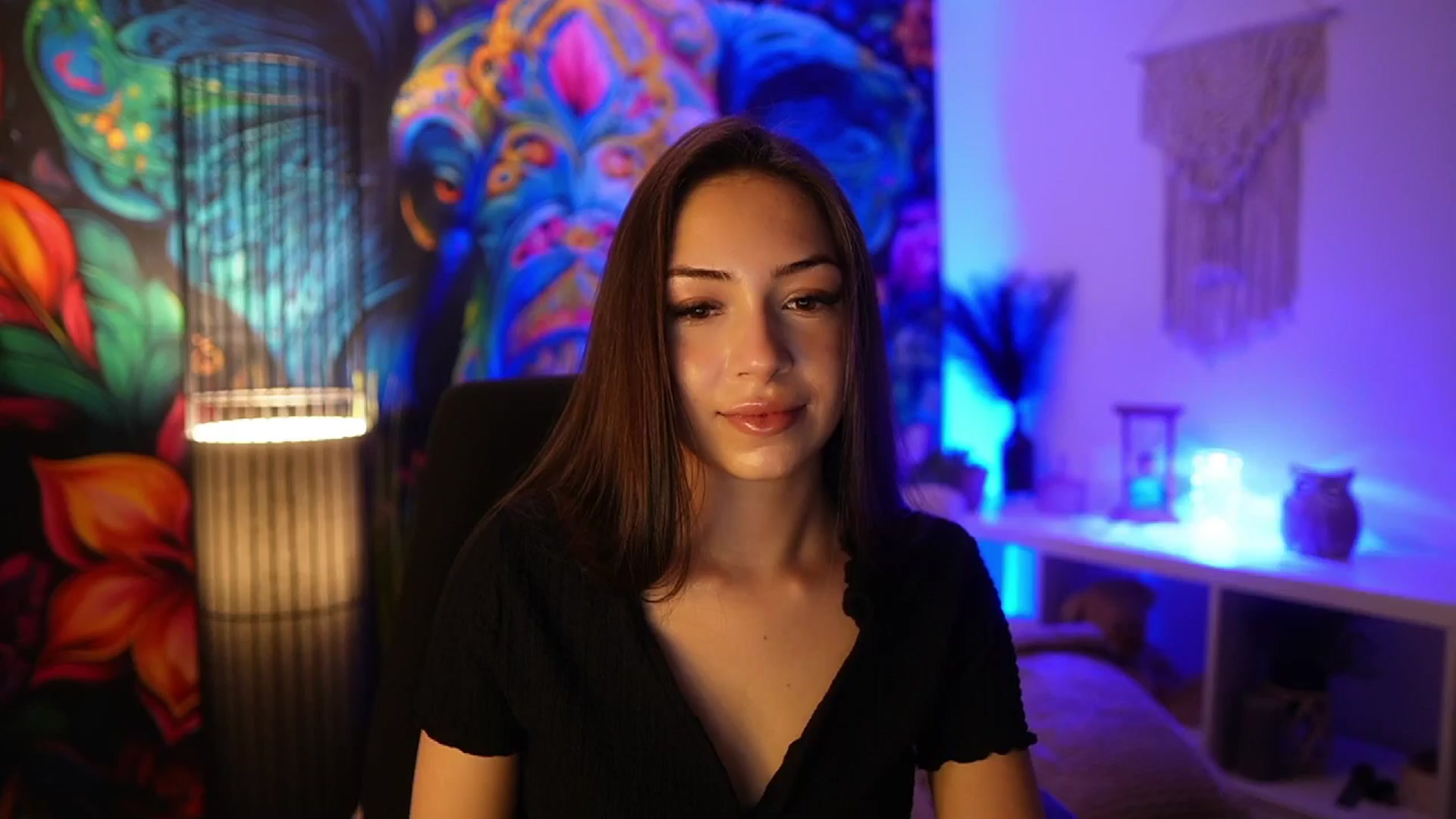 Gallery image thumbnail from Briar__Rose's myfreecams stream on, 03/23/2025, 18:56 image 10 of 20