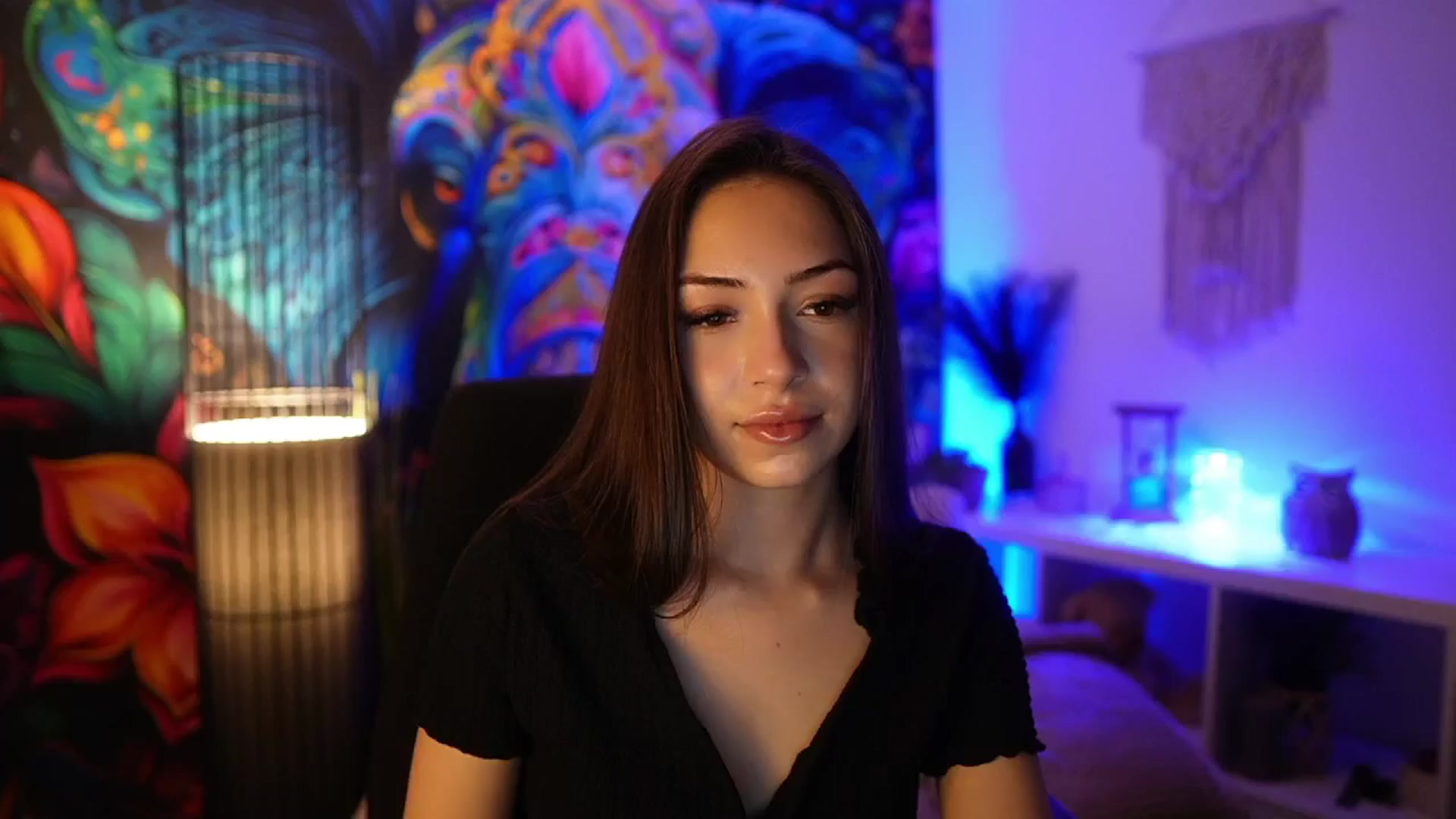 Gallery image thumbnail from Briar__Rose's myfreecams stream on, 03/23/2025, 18:56 image 13 of 20