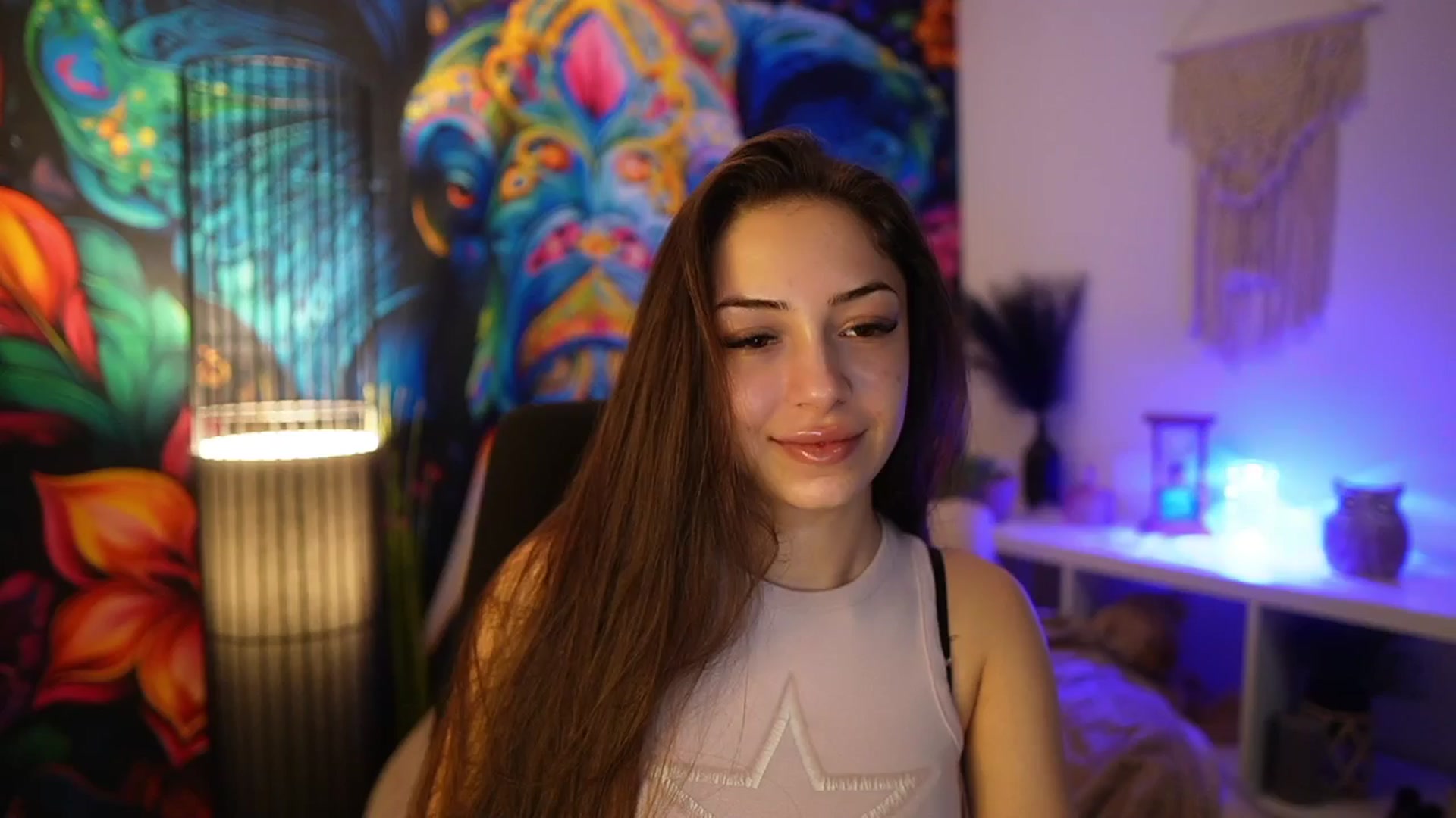 Gallery image thumbnail from Briar__Rose's myfreecams stream on, 03/24/2025, 17:22 image 8 of 20