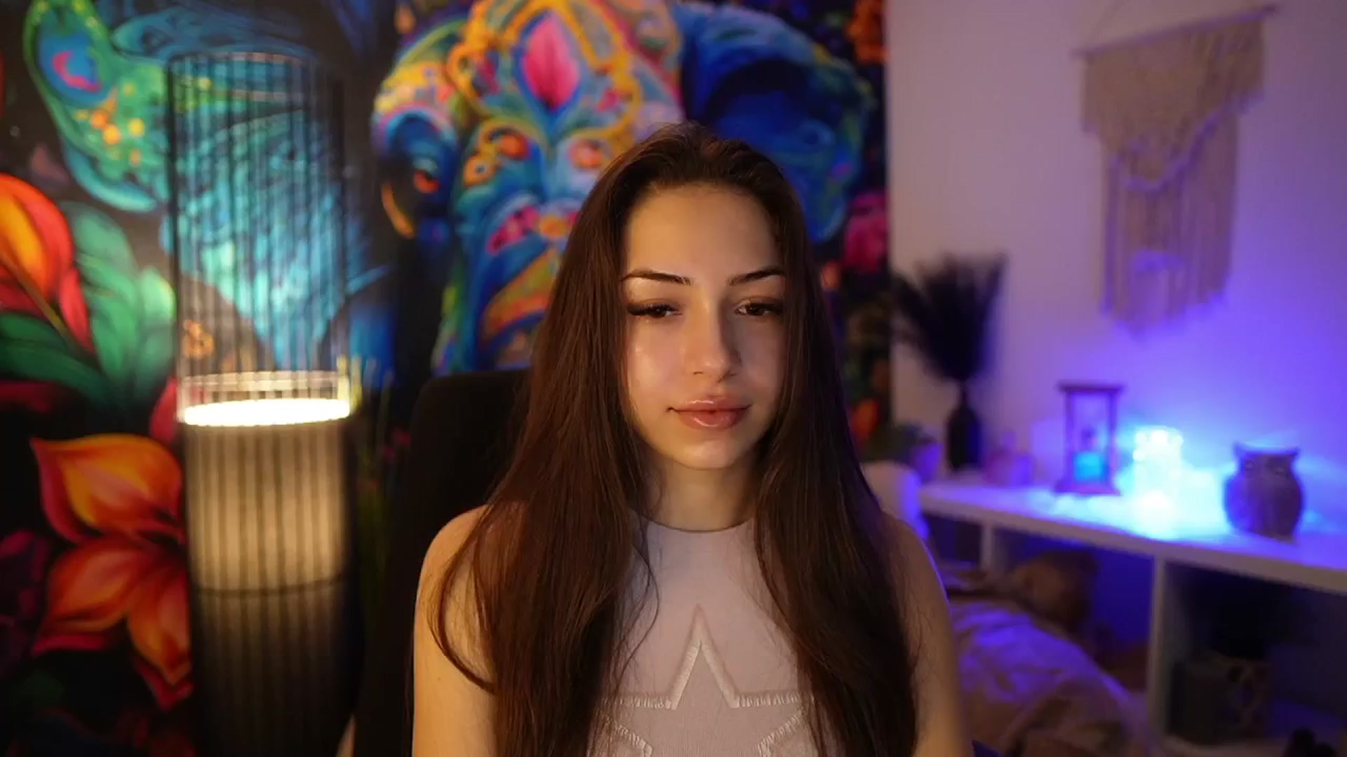 Gallery image thumbnail from Briar__Rose's myfreecams stream on, 03/24/2025, 17:22 image 7 of 20