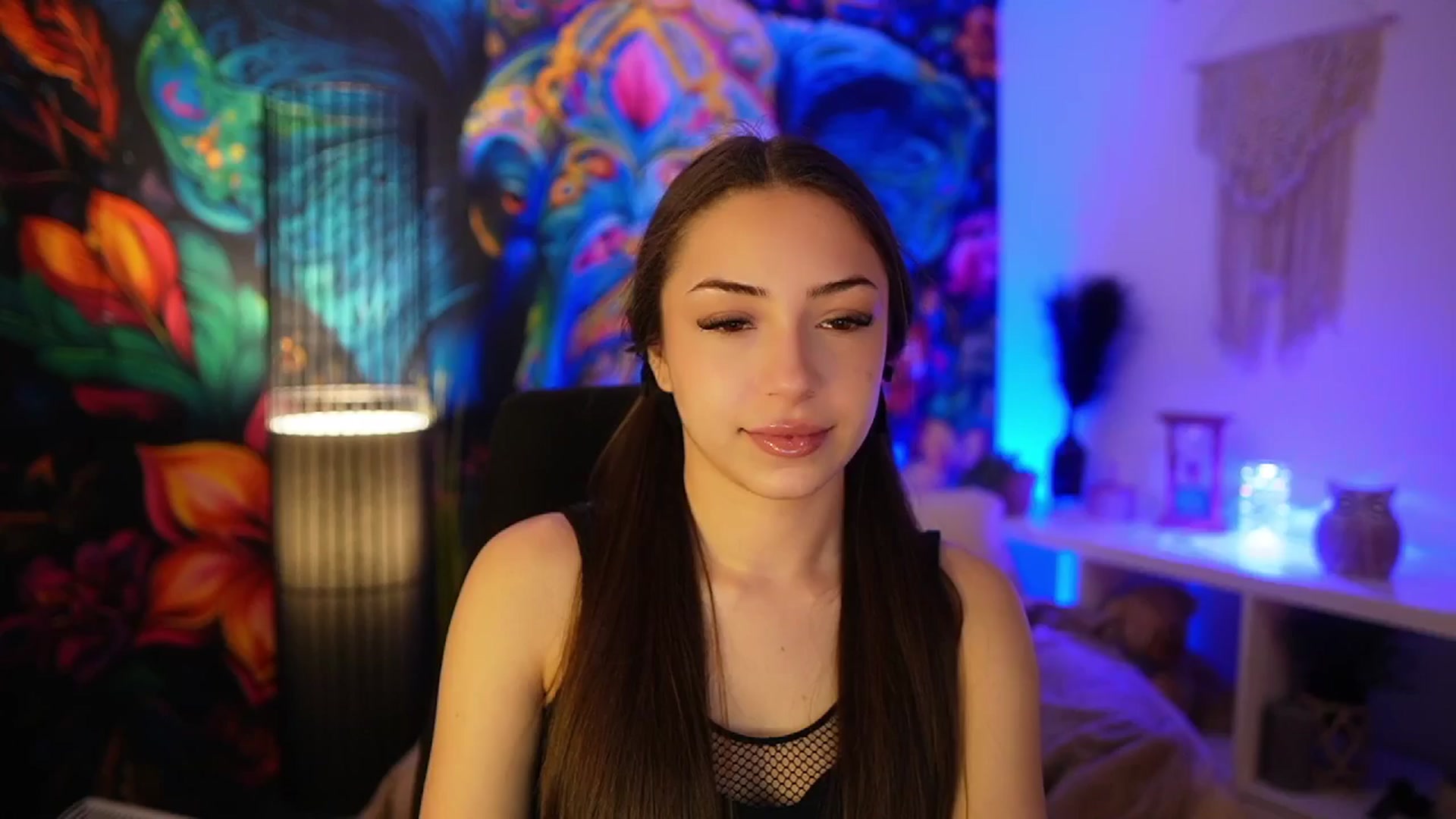 Gallery image thumbnail from Briar__Rose's myfreecams stream on, 03/26/2025, 13:35 image 14 of 20