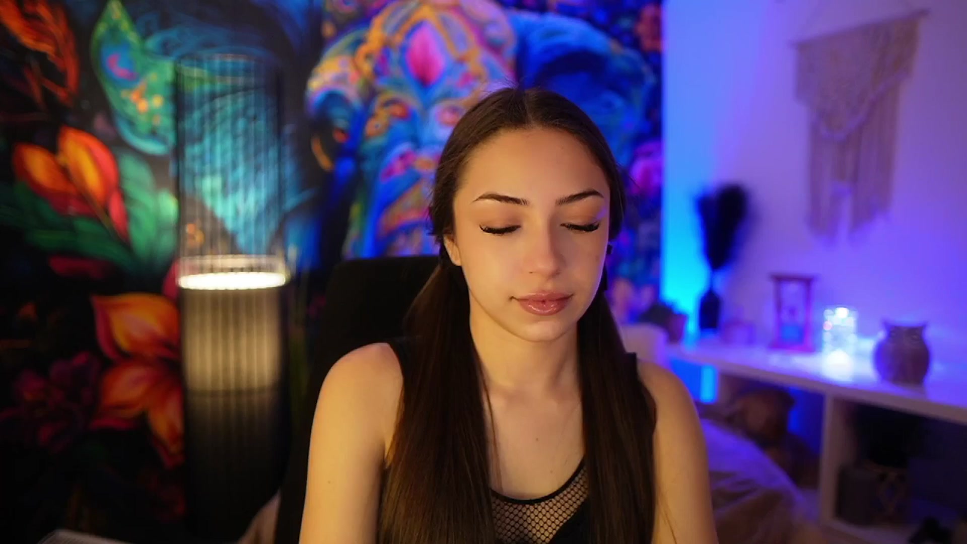 Gallery image thumbnail from Briar__Rose's myfreecams stream on, 03/26/2025, 13:35 image 15 of 20
