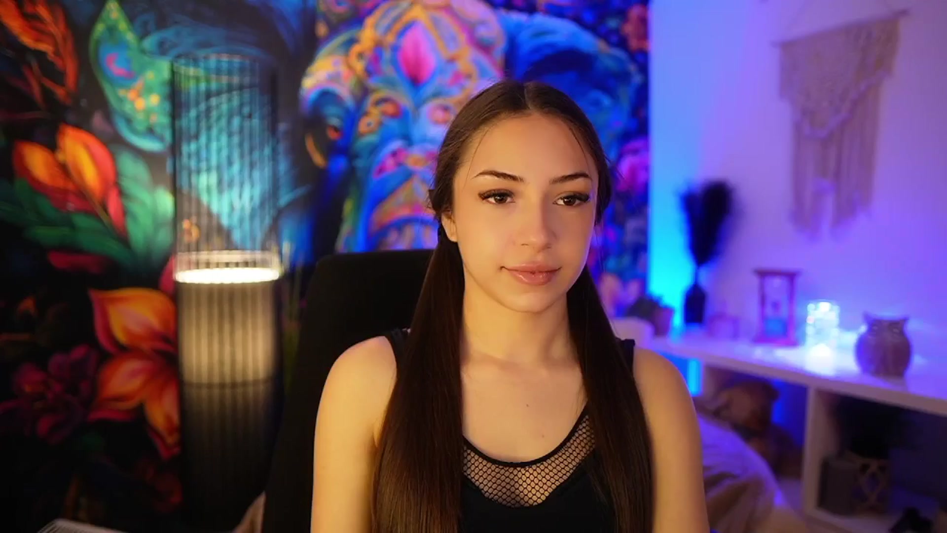 Gallery image thumbnail from Briar__Rose's myfreecams stream on, 03/26/2025, 17:39 image 4 of 20