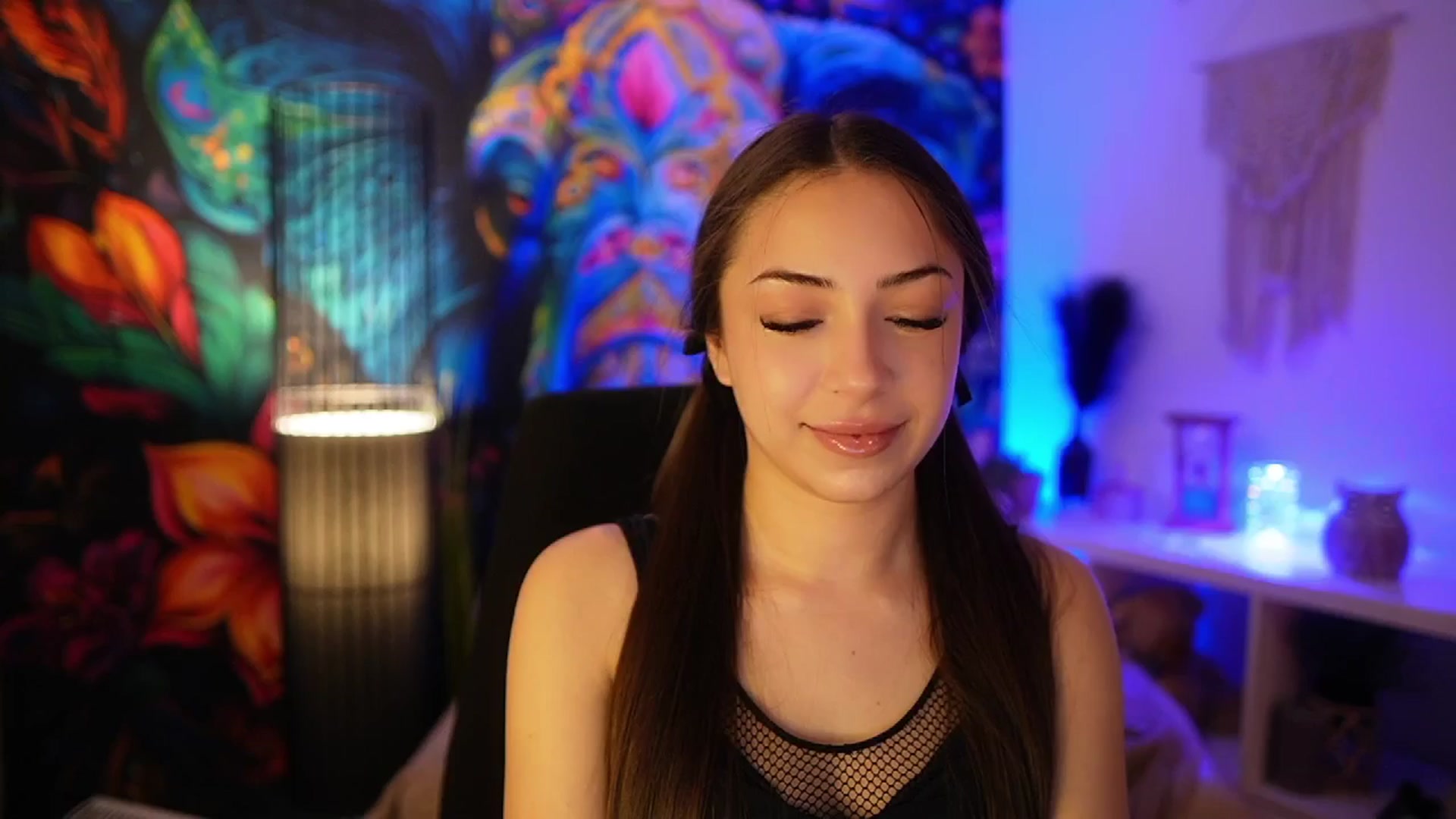Gallery image thumbnail from Briar__Rose's myfreecams stream on, 03/26/2025, 17:39 image 10 of 20