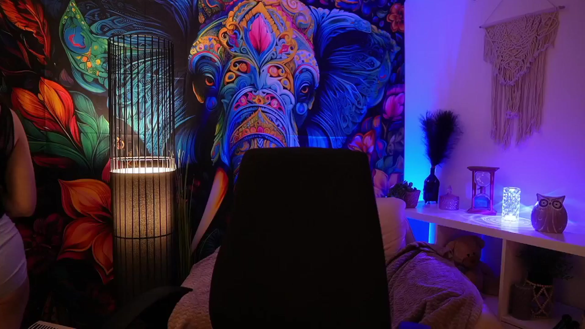 Gallery image thumbnail from Briar__Rose's myfreecams stream on, 03/26/2025, 17:39 image 7 of 20