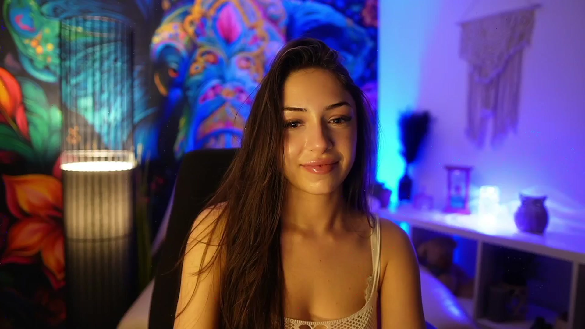 Gallery image thumbnail from Briar__Rose's myfreecams stream on, 03/27/2025, 23:16 image 9 of 20