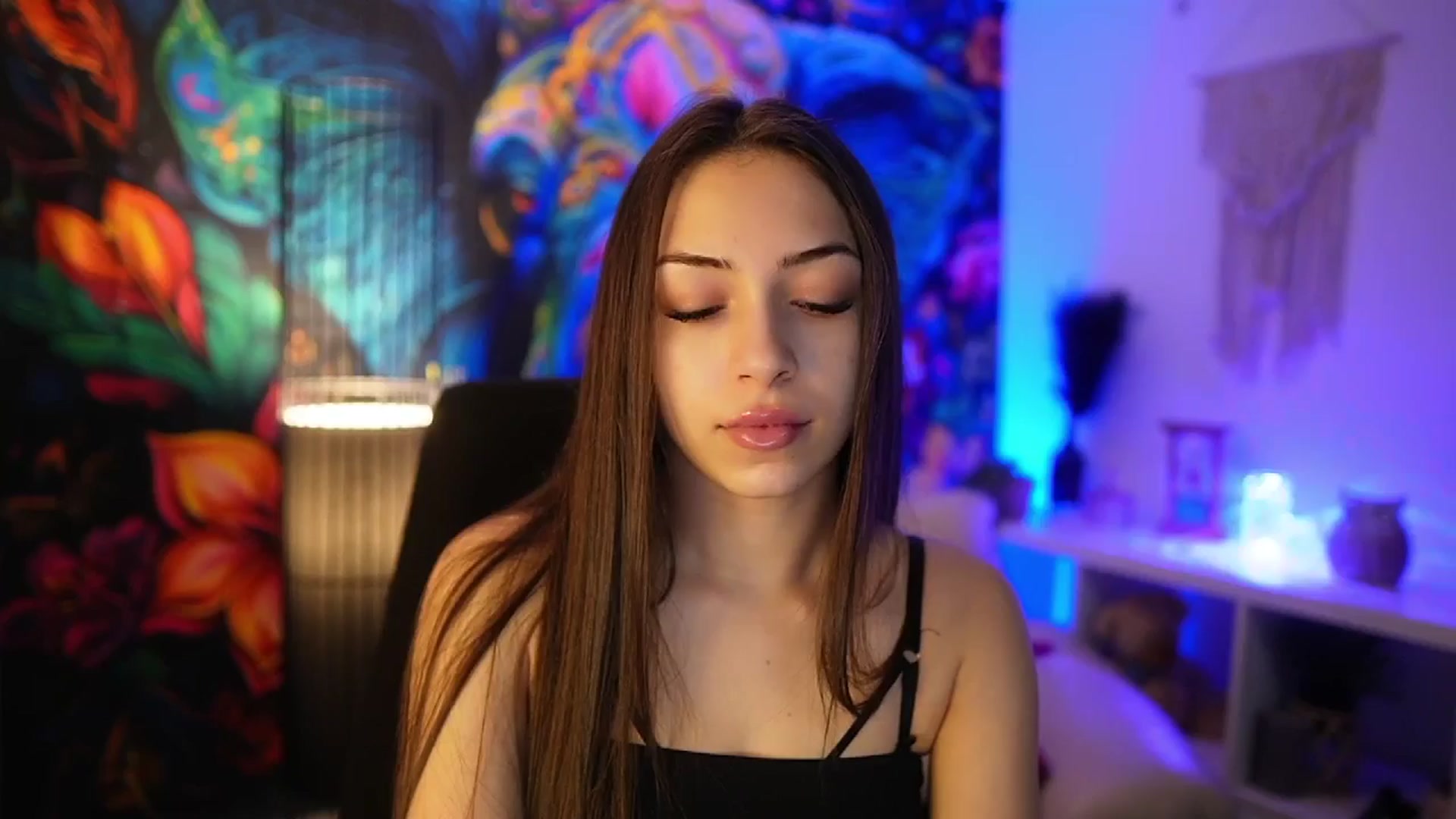 Gallery image thumbnail from Briar__Rose's myfreecams stream on, 03/31/2025, 12:49 image 2 of 20