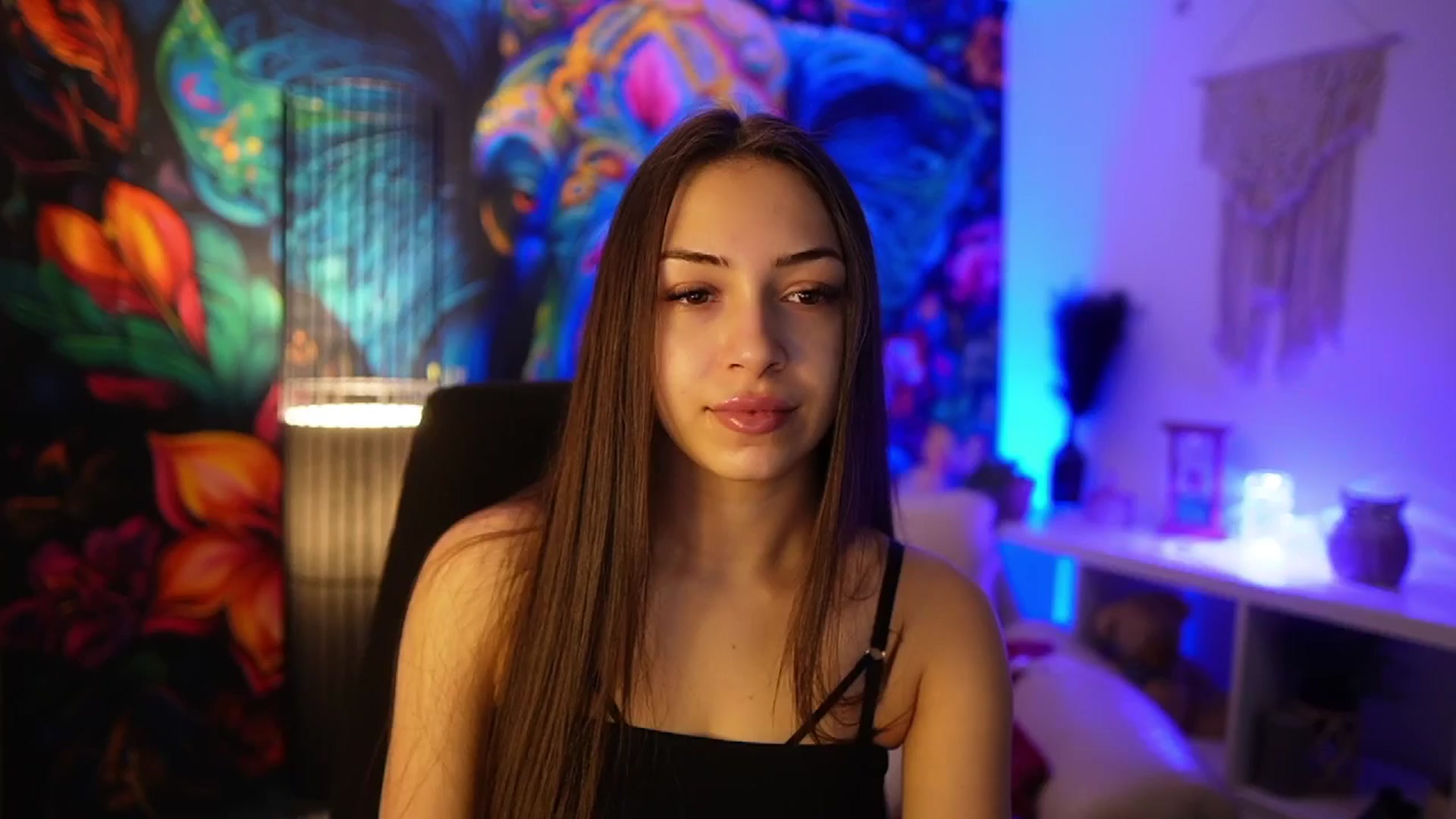 Gallery image thumbnail from Briar__Rose's myfreecams stream on, 03/31/2025, 12:49 image 14 of 20