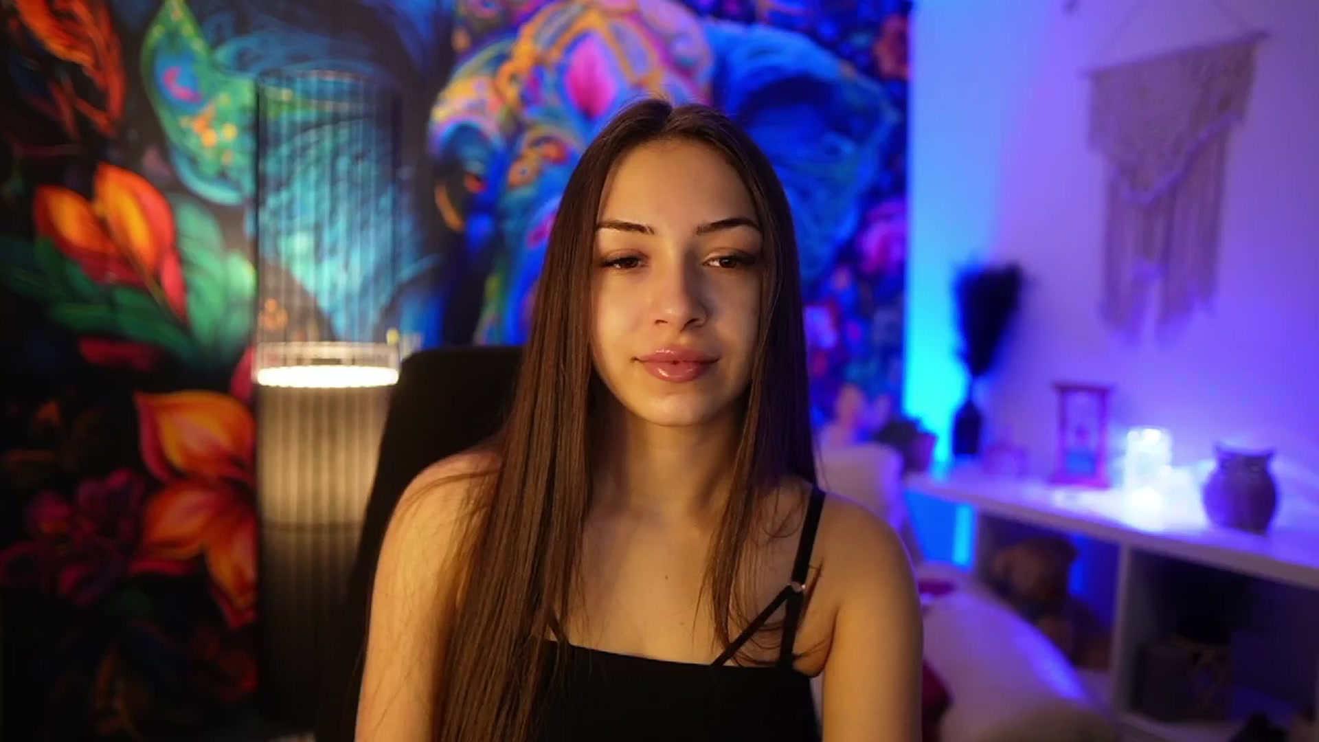 Gallery image thumbnail from Briar__Rose's myfreecams stream on, 03/31/2025, 12:49 image 12 of 20
