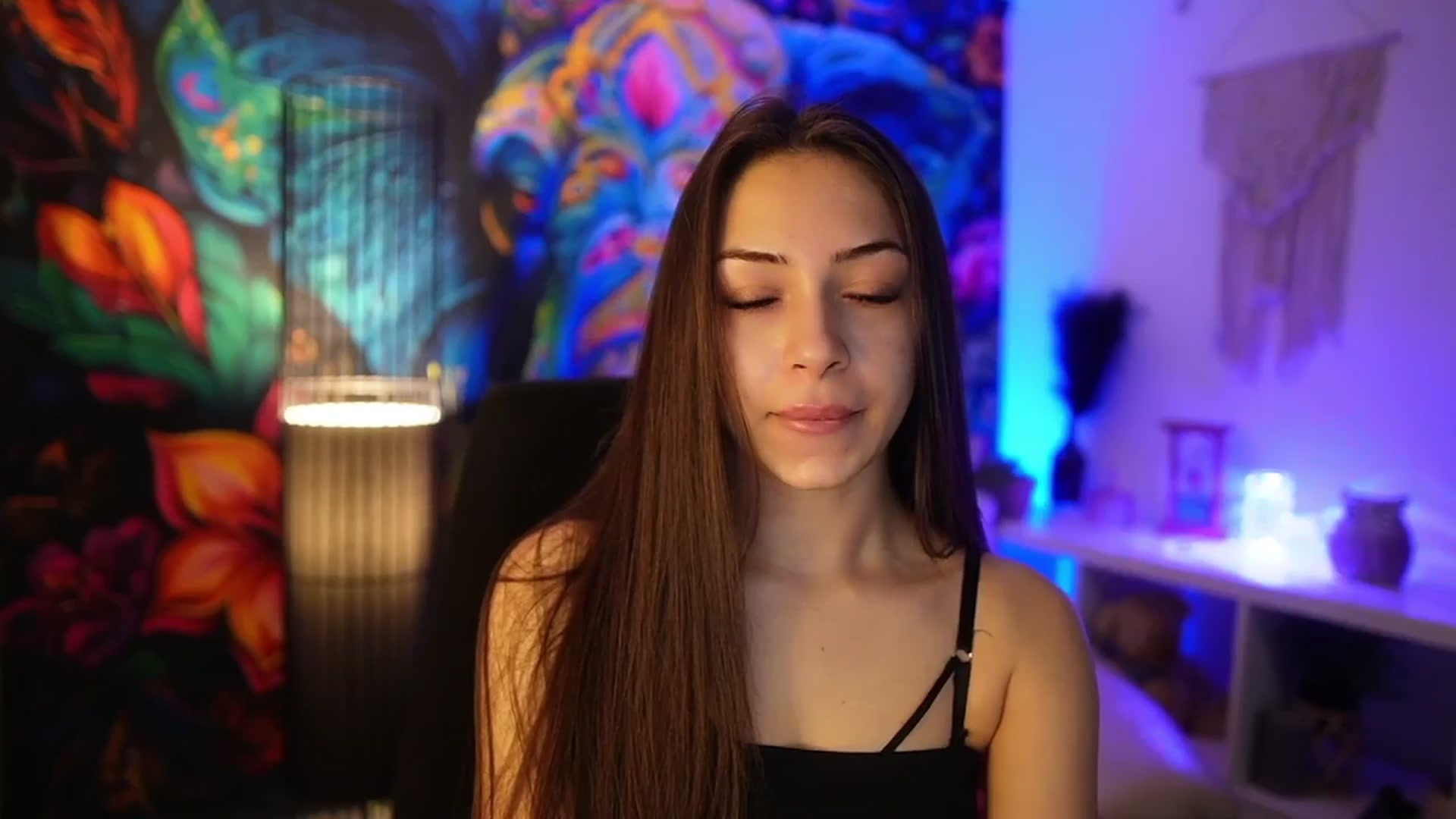 Gallery image thumbnail from Briar__Rose's myfreecams stream on, 03/31/2025, 13:24 image 20 of 20