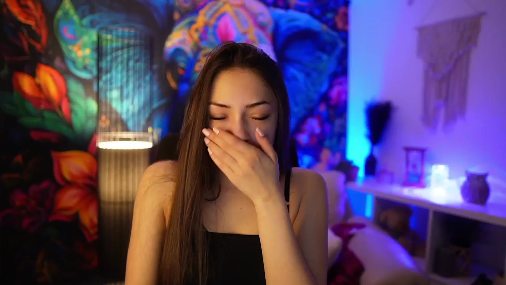 Gallery image thumbnail from Briar__Rose's myfreecams stream on, 03/31/2025, 13:24 image 1 of 20