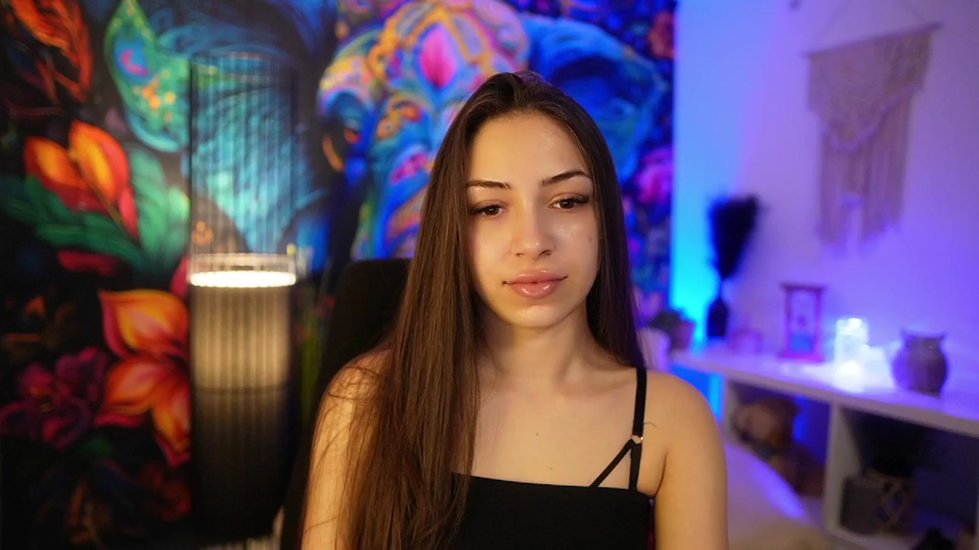Gallery image thumbnail from Briar__Rose's myfreecams stream on, 03/31/2025, 17:02 image 8 of 20