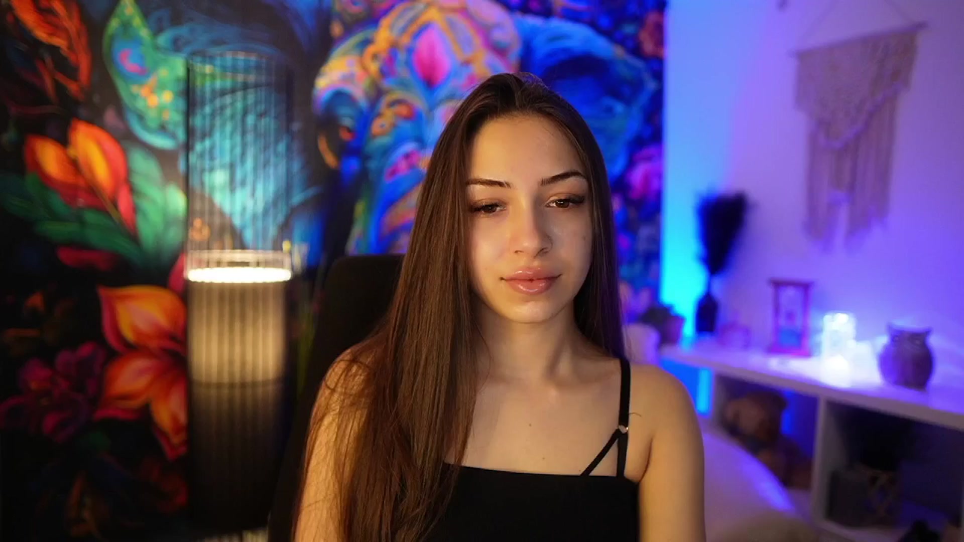 Gallery image thumbnail from Briar__Rose's myfreecams stream on, 03/31/2025, 17:02 image 7 of 20