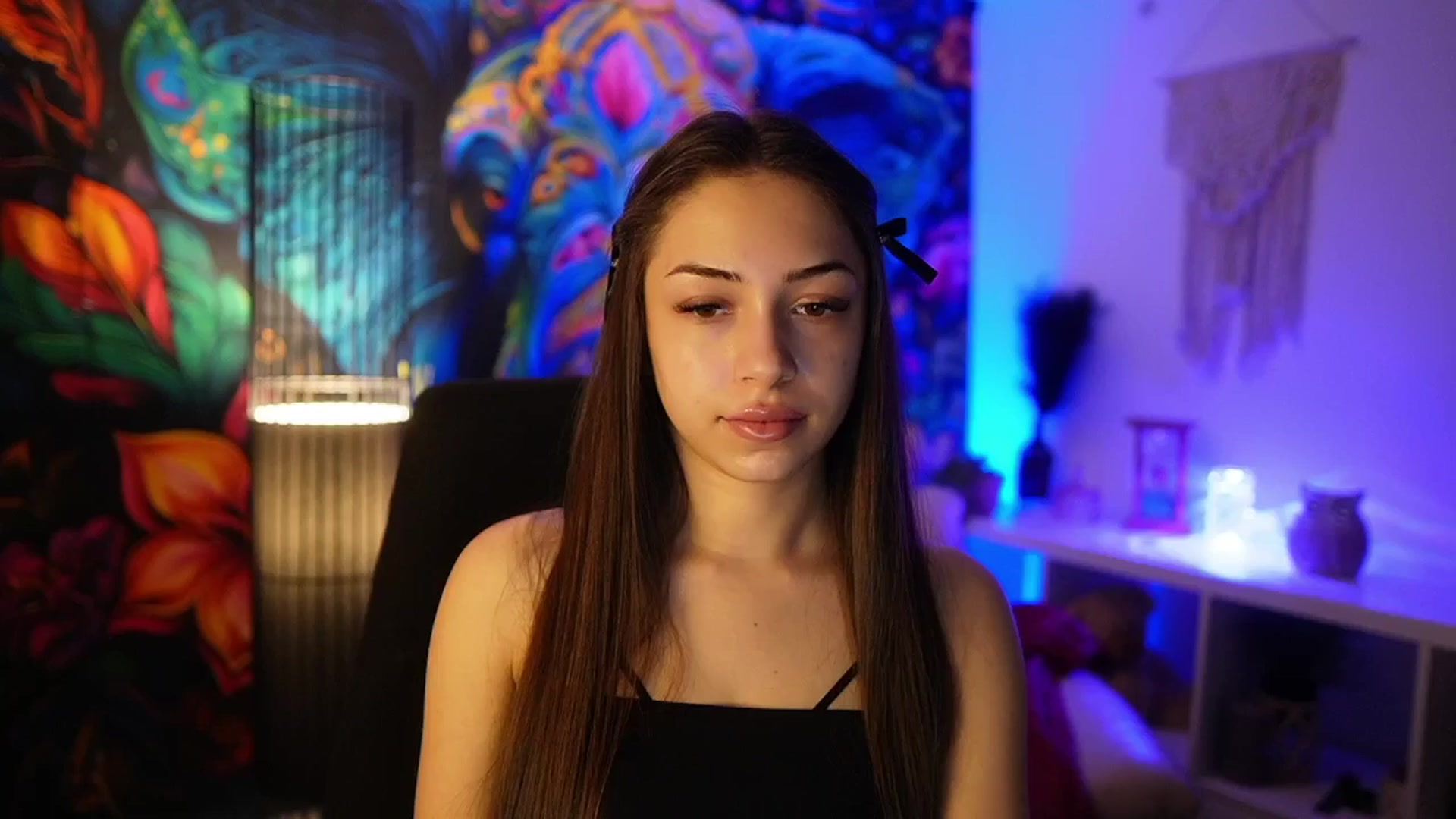 Gallery image thumbnail from Briar__Rose's myfreecams stream on, 03/31/2025, 17:02 image 17 of 20