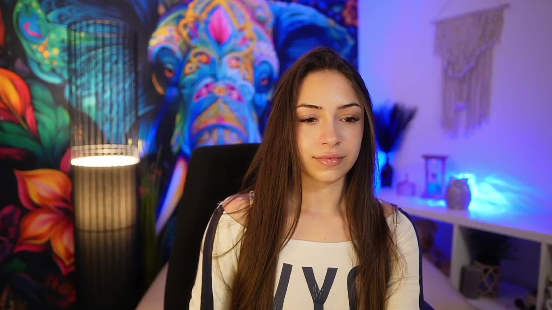 Gallery image thumbnail from Briar__Rose's myfreecams stream on, 04/06/2025, 15:04 image 19 of 20