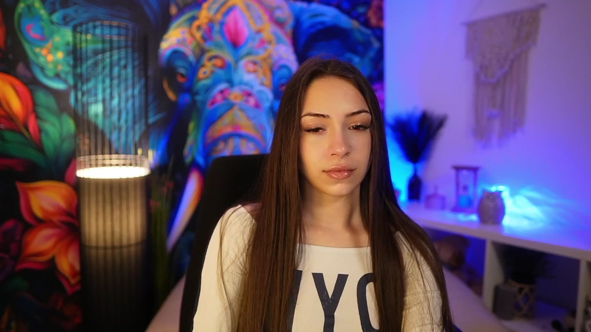 Gallery image thumbnail from Briar__Rose's myfreecams stream on, 04/06/2025, 15:04 image 8 of 20