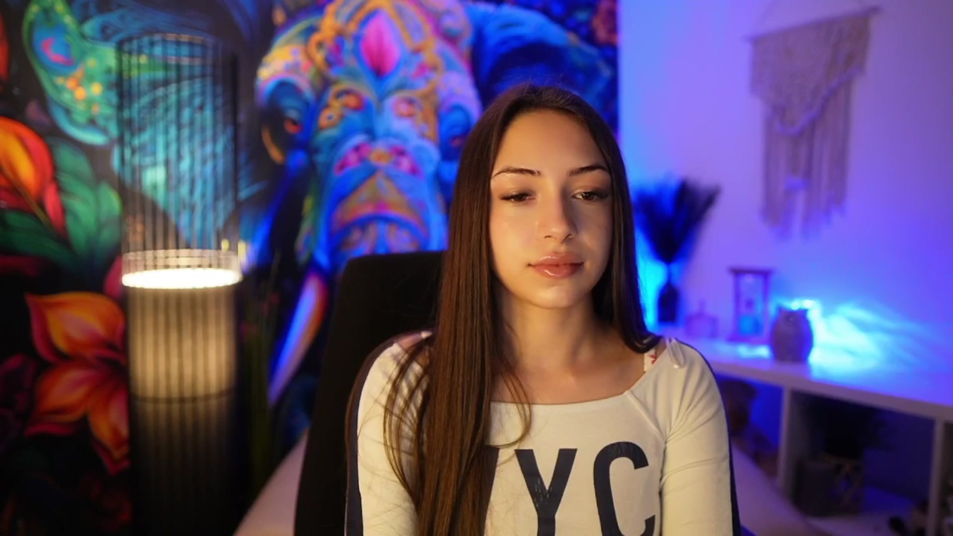Gallery image thumbnail from Briar__Rose's myfreecams stream on, 04/06/2025, 16:42 image 7 of 20