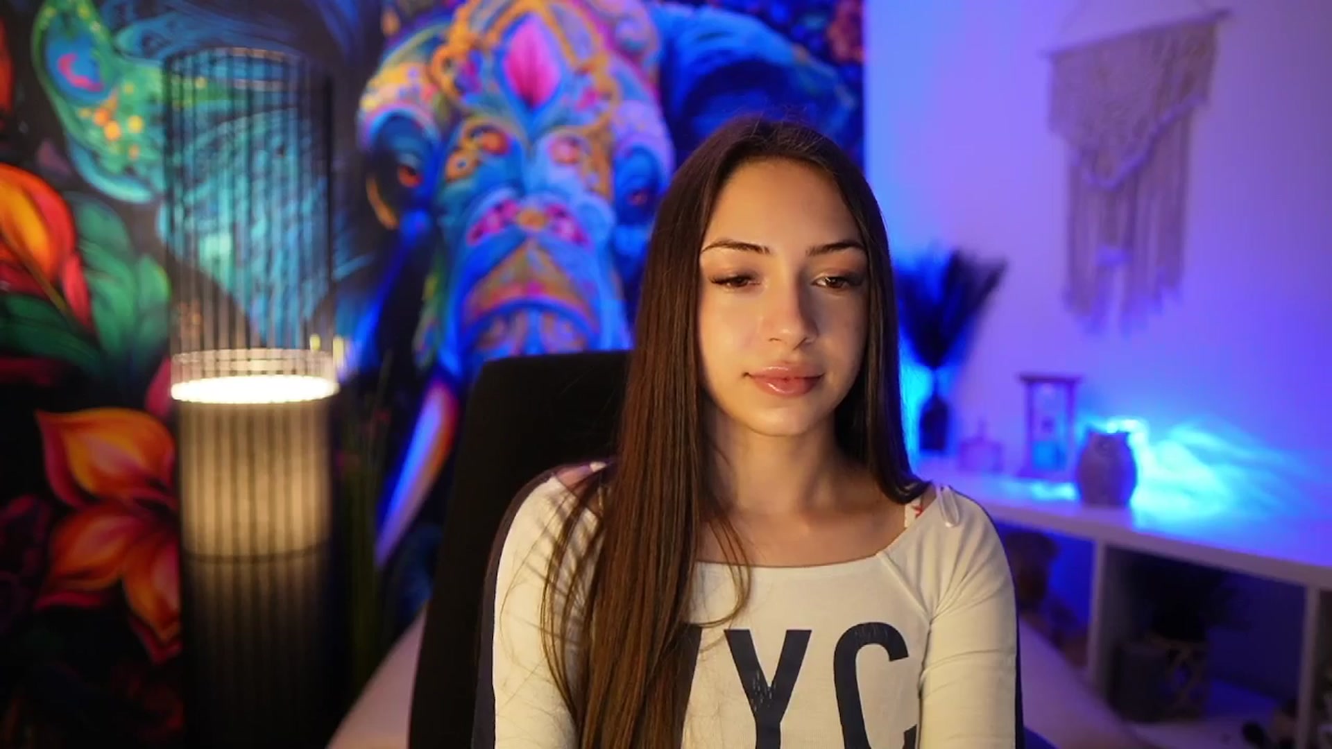 Gallery image thumbnail from Briar__Rose's myfreecams stream on, 04/06/2025, 16:42 image 10 of 20