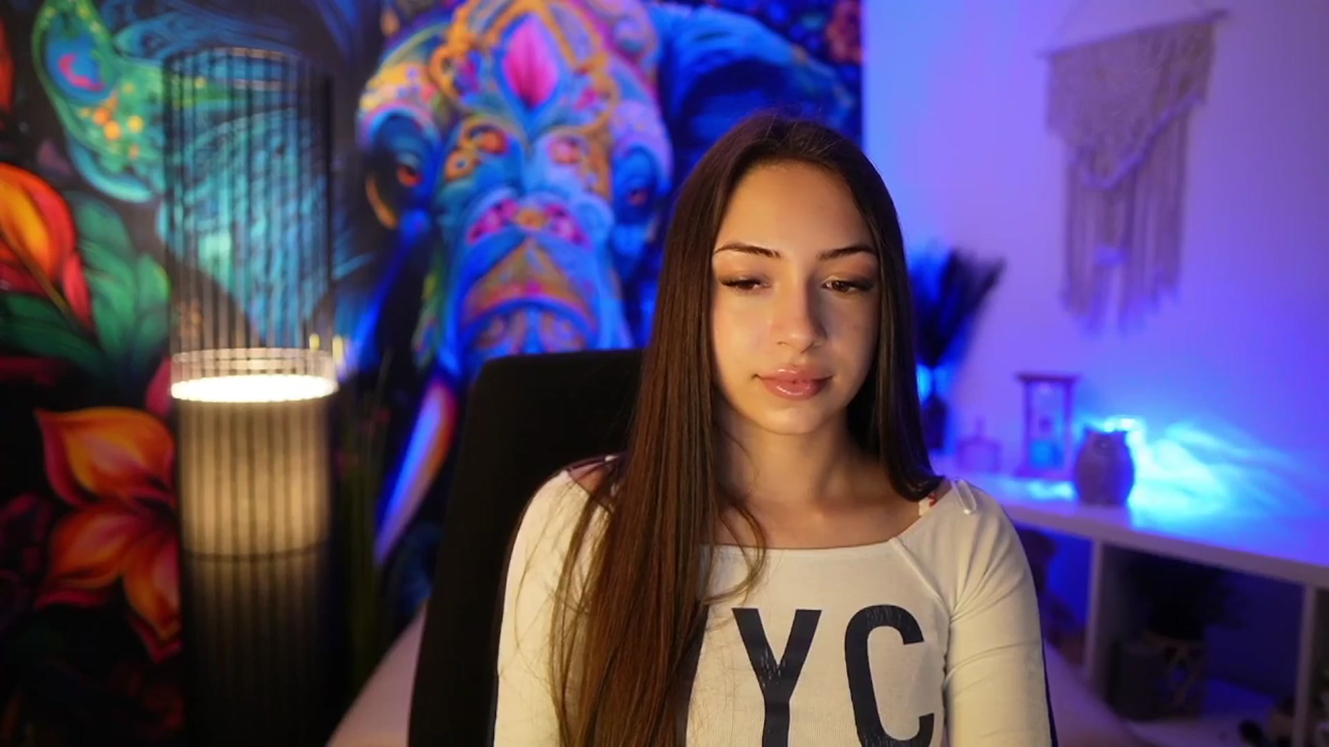 Gallery image thumbnail from Briar__Rose's myfreecams stream on, 04/06/2025, 16:42 image 15 of 20