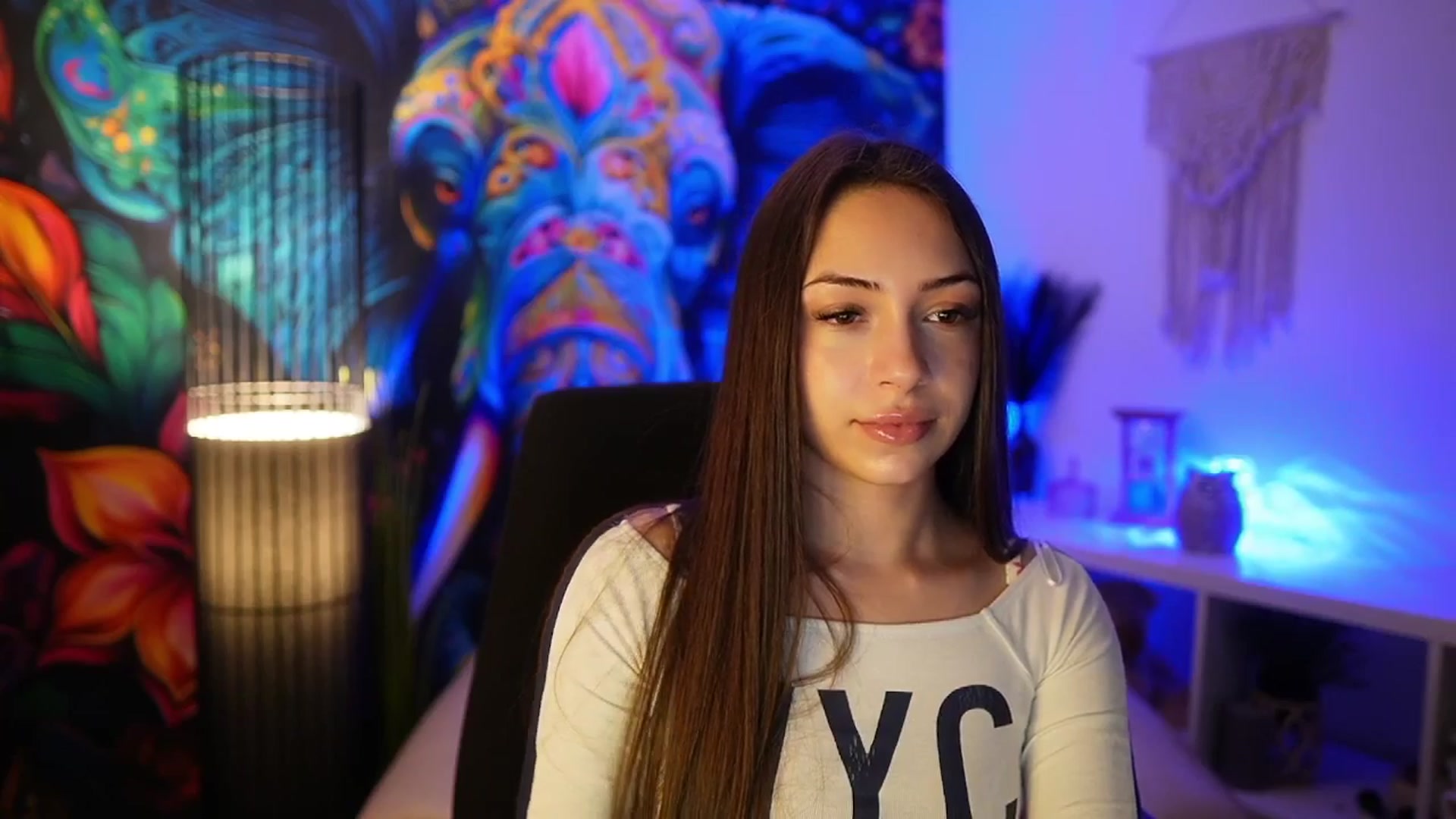 Gallery image thumbnail from Briar__Rose's myfreecams stream on, 04/06/2025, 16:42 image 19 of 20