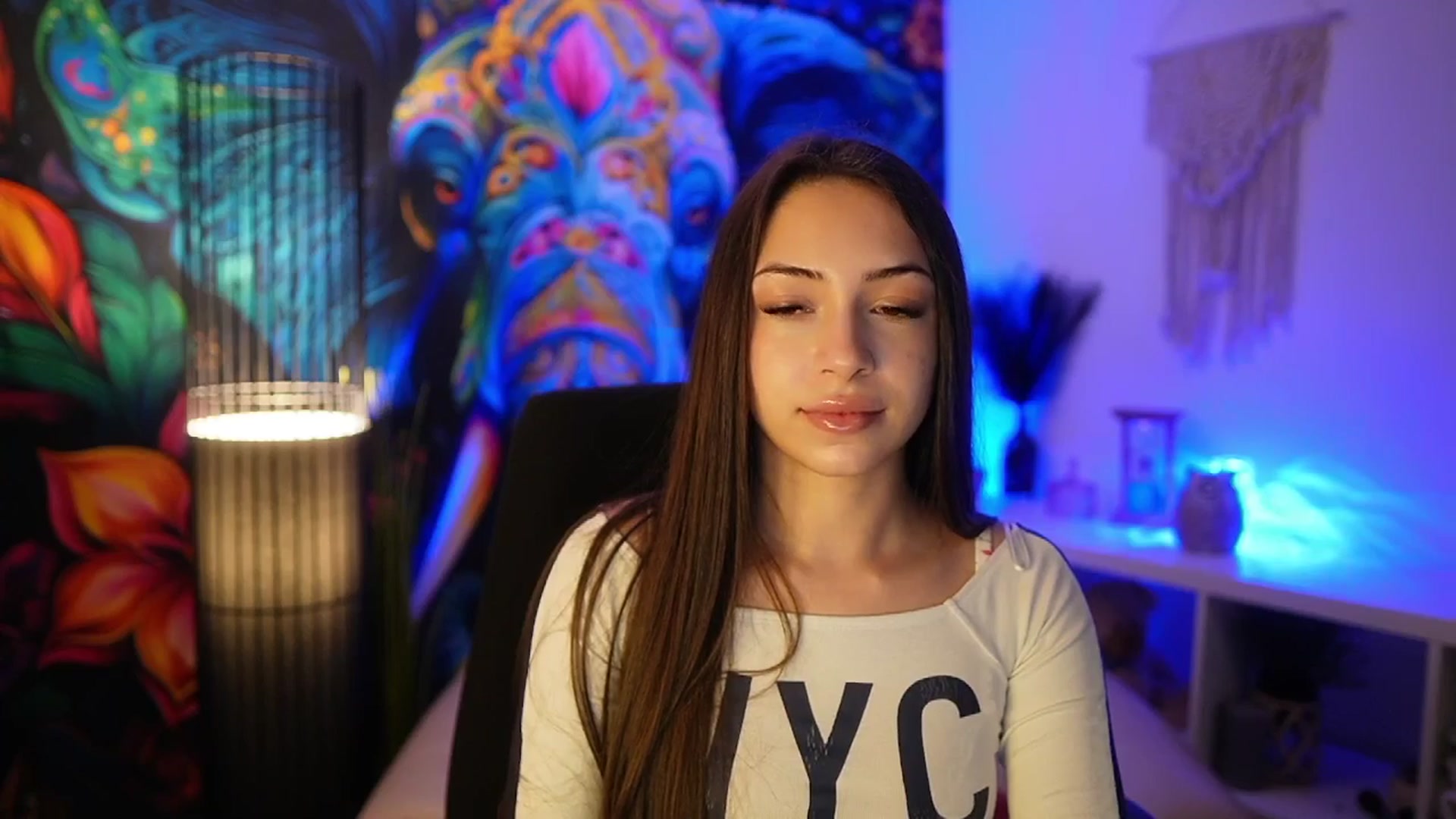 Gallery image thumbnail from Briar__Rose's myfreecams stream on, 04/06/2025, 16:42 image 2 of 20