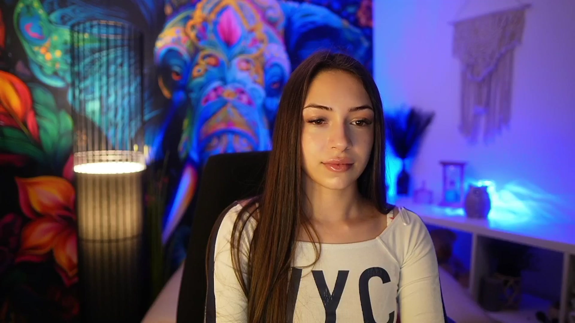 Gallery image thumbnail from Briar__Rose's myfreecams stream on, 04/06/2025, 16:42 image 3 of 20