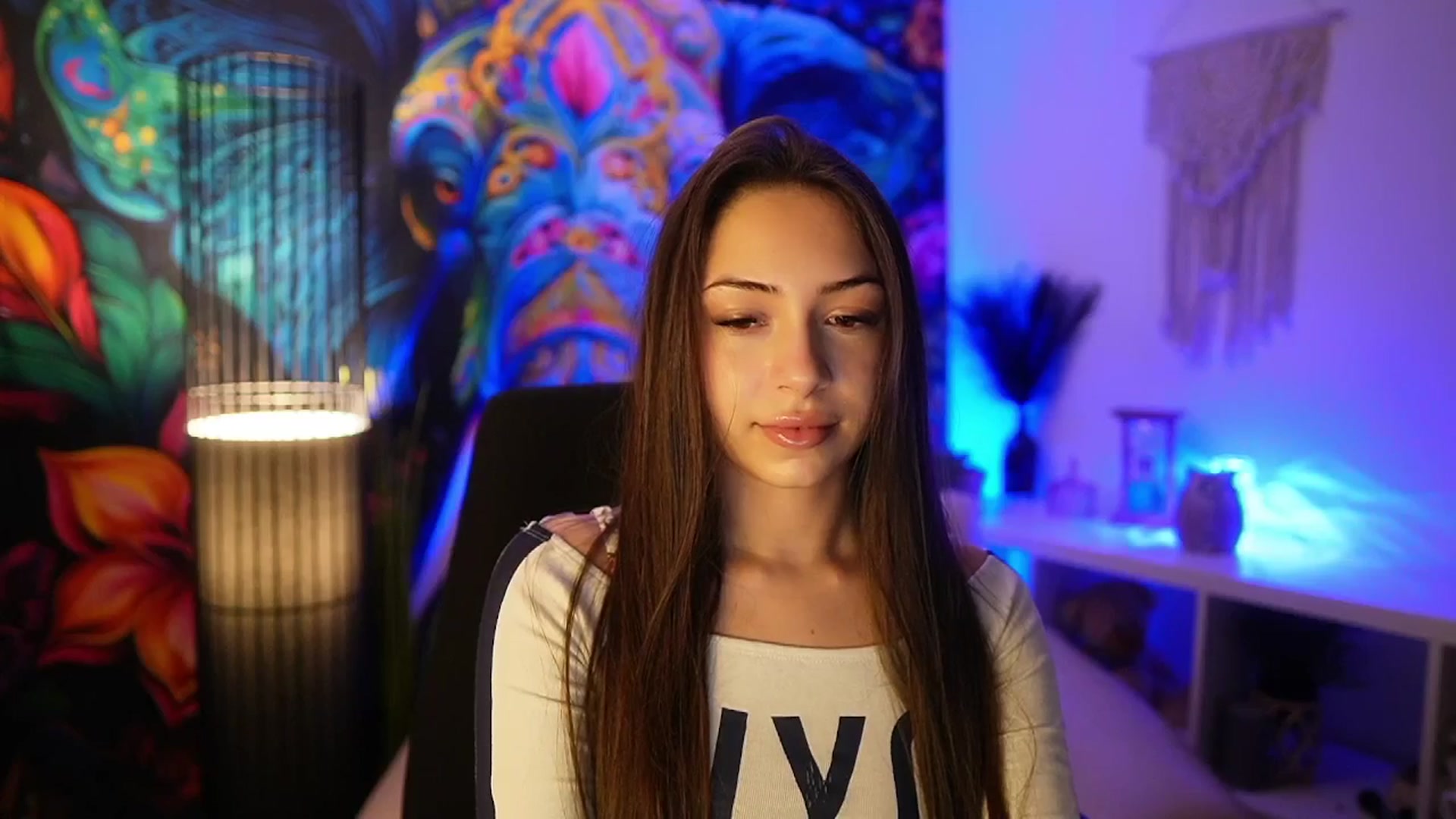 Gallery image thumbnail from Briar__Rose's myfreecams stream on, 04/06/2025, 17:58 image 2 of 20