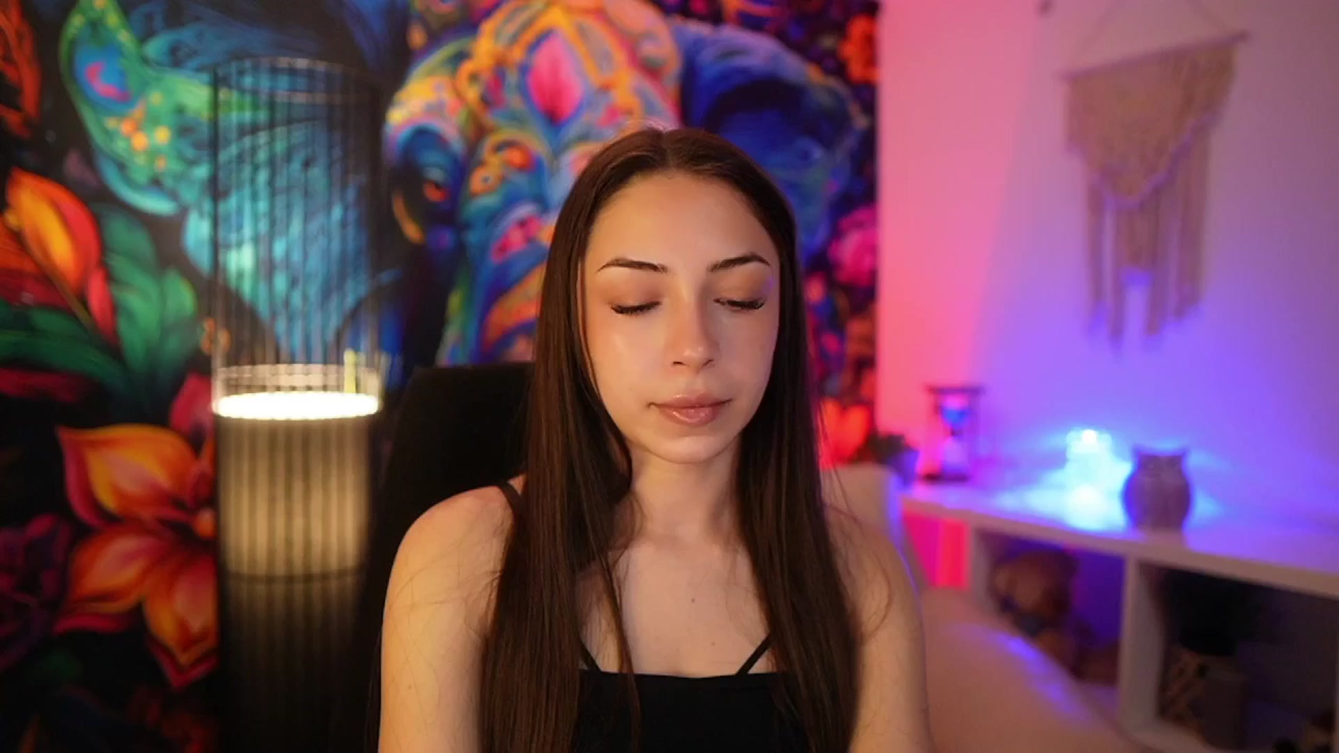 Gallery image thumbnail from Briar__Rose's myfreecams stream on, 04/14/2025, 17:55 image 4 of 20