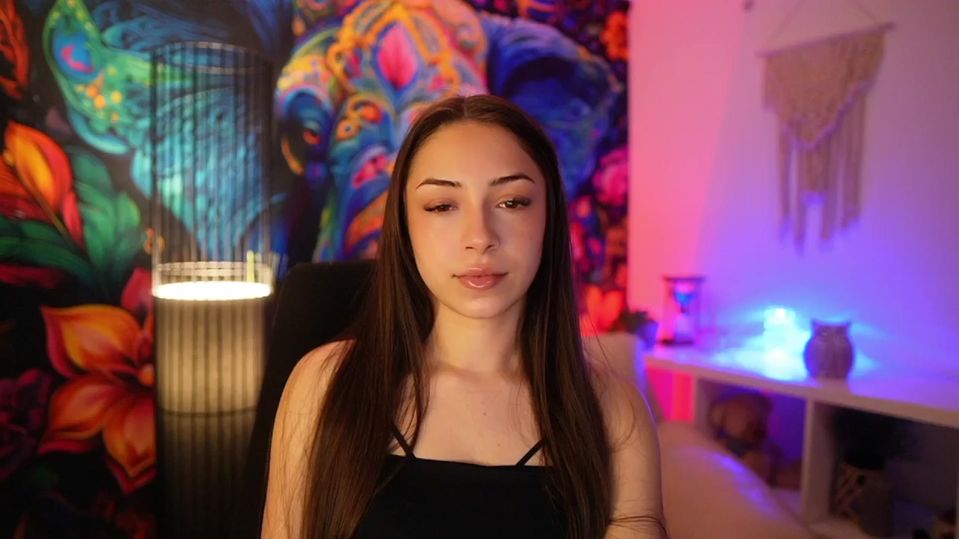 Gallery image thumbnail from Briar__Rose's myfreecams stream on, 04/14/2025, 17:55 image 2 of 20