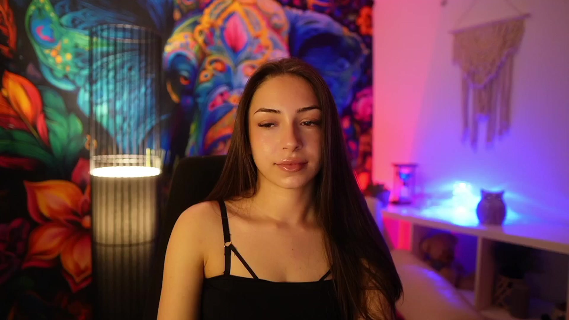 Gallery image thumbnail from Briar__Rose's myfreecams stream on, 04/14/2025, 17:55 image 14 of 20