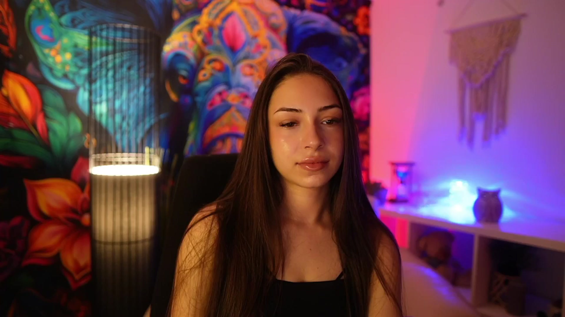 Gallery image thumbnail from Briar__Rose's myfreecams stream on, 04/14/2025, 17:55 image 15 of 20